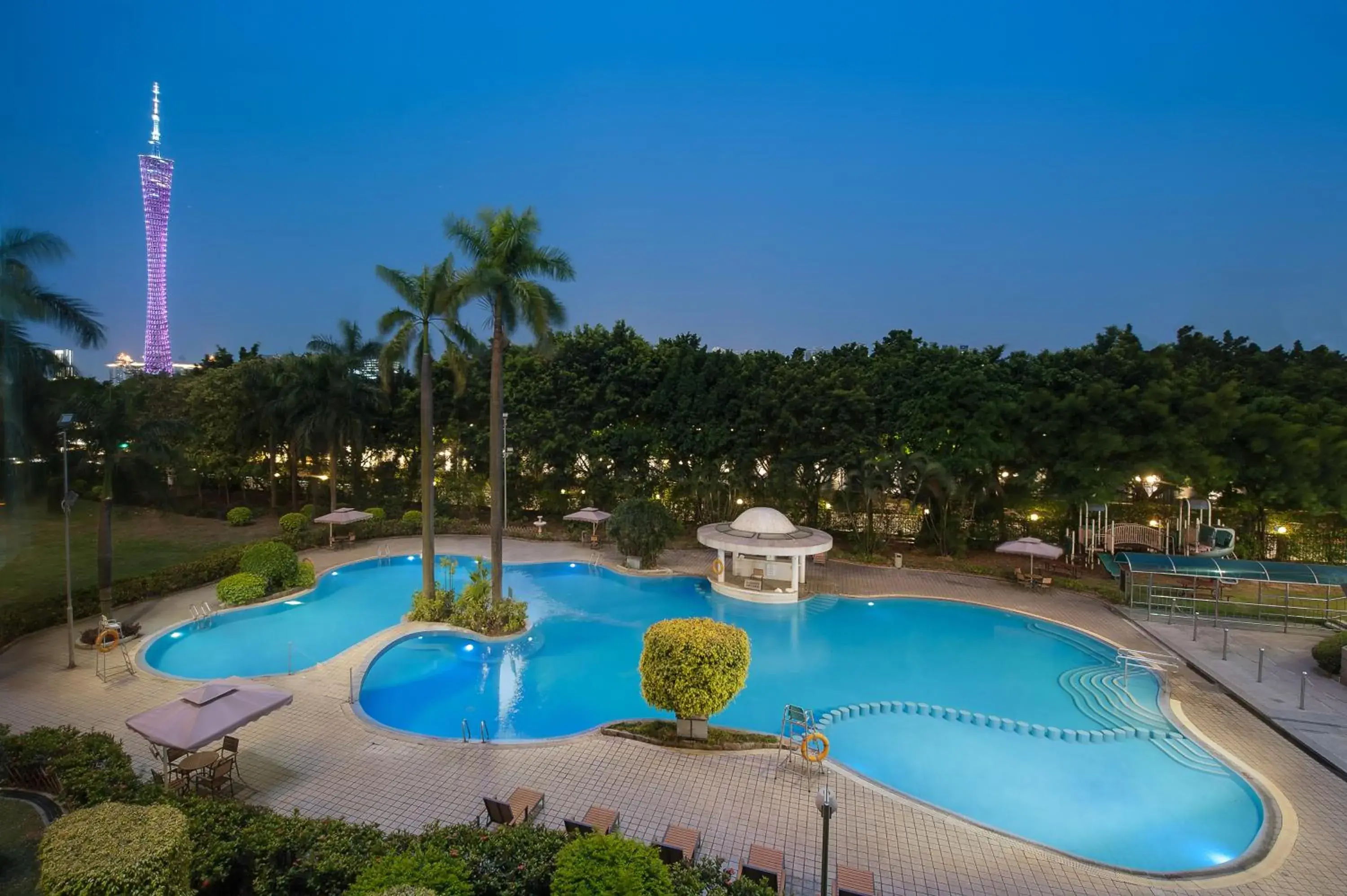 Swimming pool in Ramada by Wyndham Pearl Guangzhou-Canton Fair Free Shuttle Bus Swimming pool in Ramada by Wyndham Pearl Guangzhou-Canton Fair Free Shuttle Bus