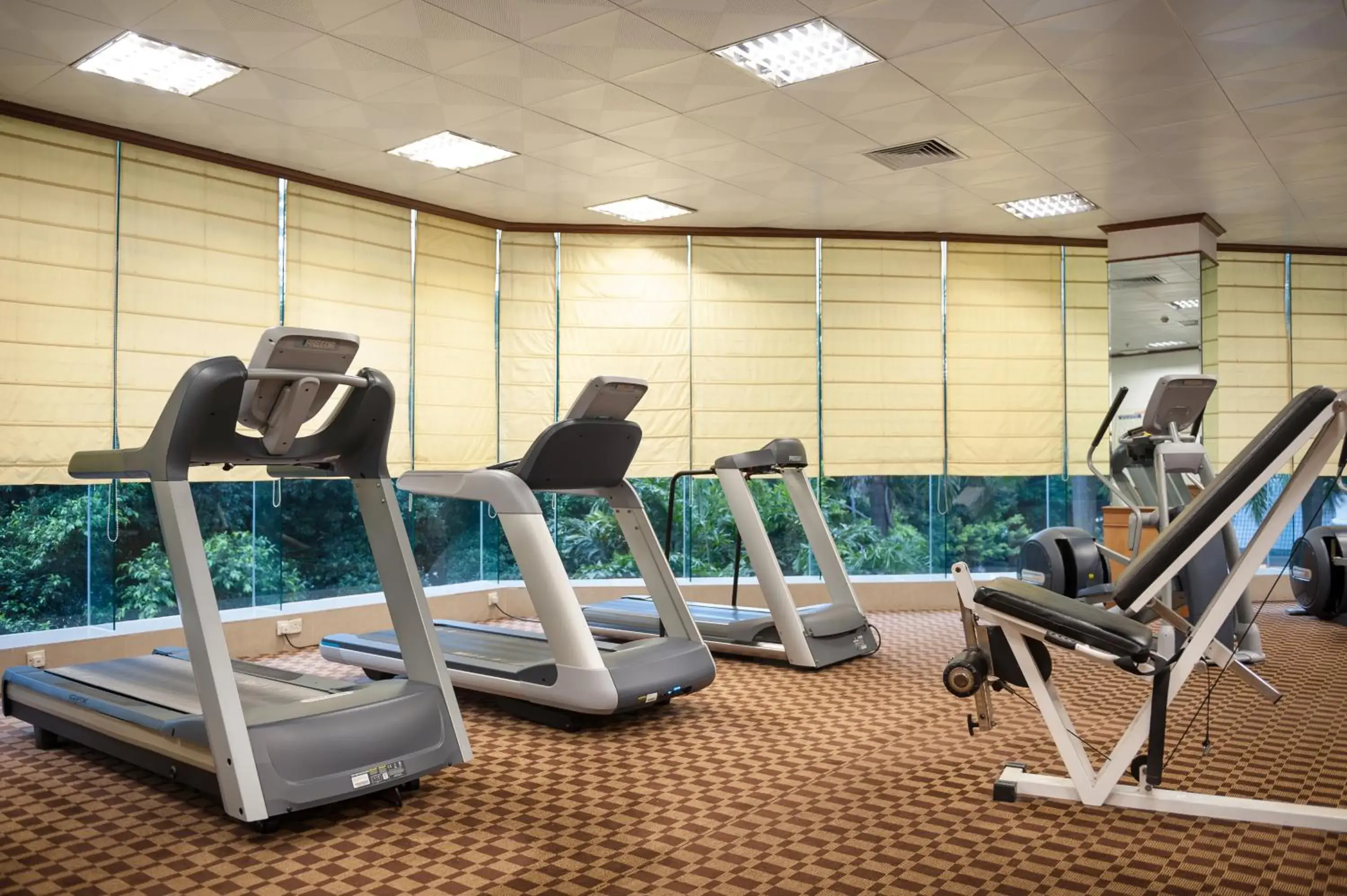 Fitness centre/facilities in Ramada by Wyndham Pearl Guangzhou-Canton Fair Free Shuttle Bus Fitness centre/facilities in Ramada by Wyndham Pearl Guangzhou-Canton Fair Free Shuttle Bus