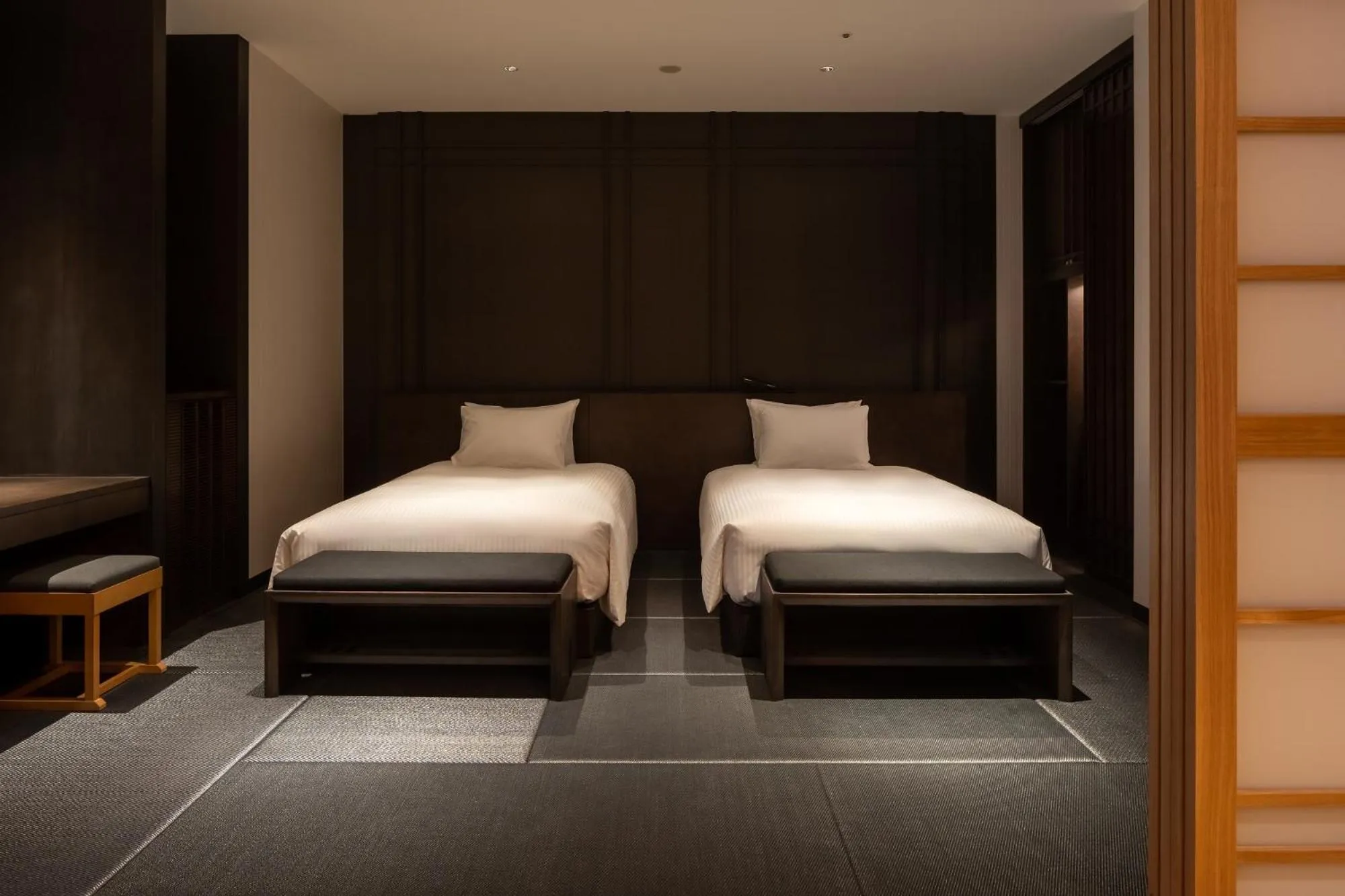 Bedroom, Bed in Pearl Star Hotel ATAMI