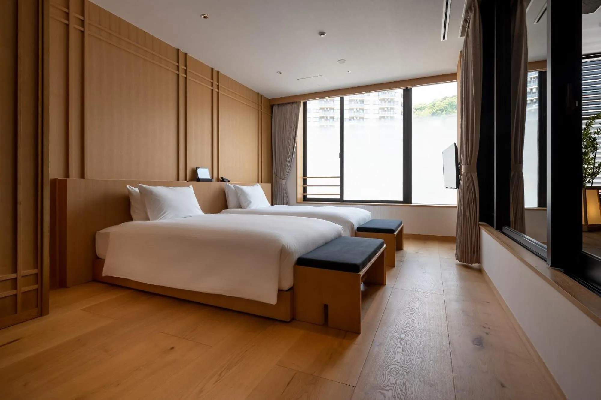 Bedroom, Bed in Pearl Star Hotel ATAMI