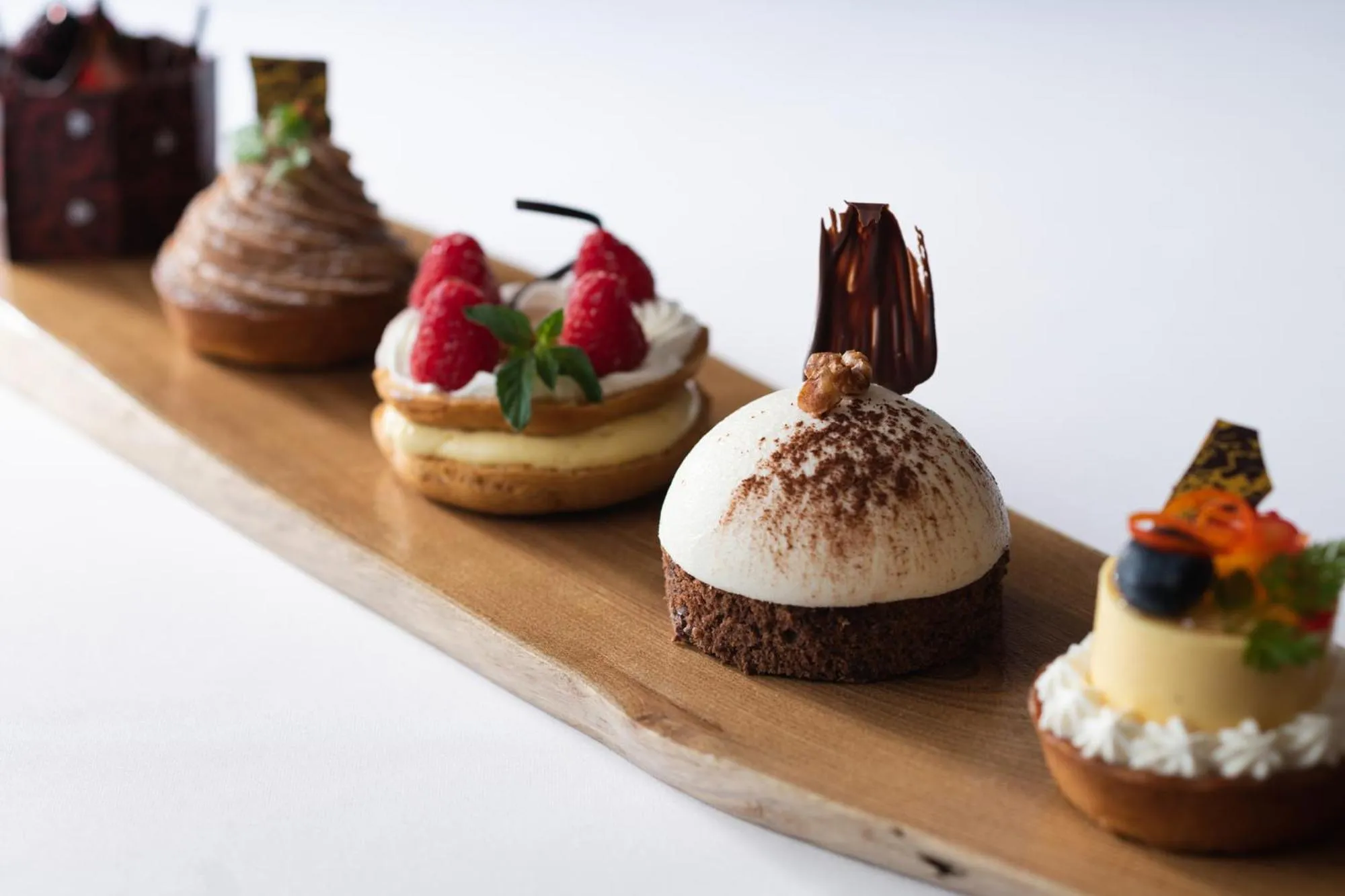 Restaurant/places to eat in Pearl Star Hotel ATAMI