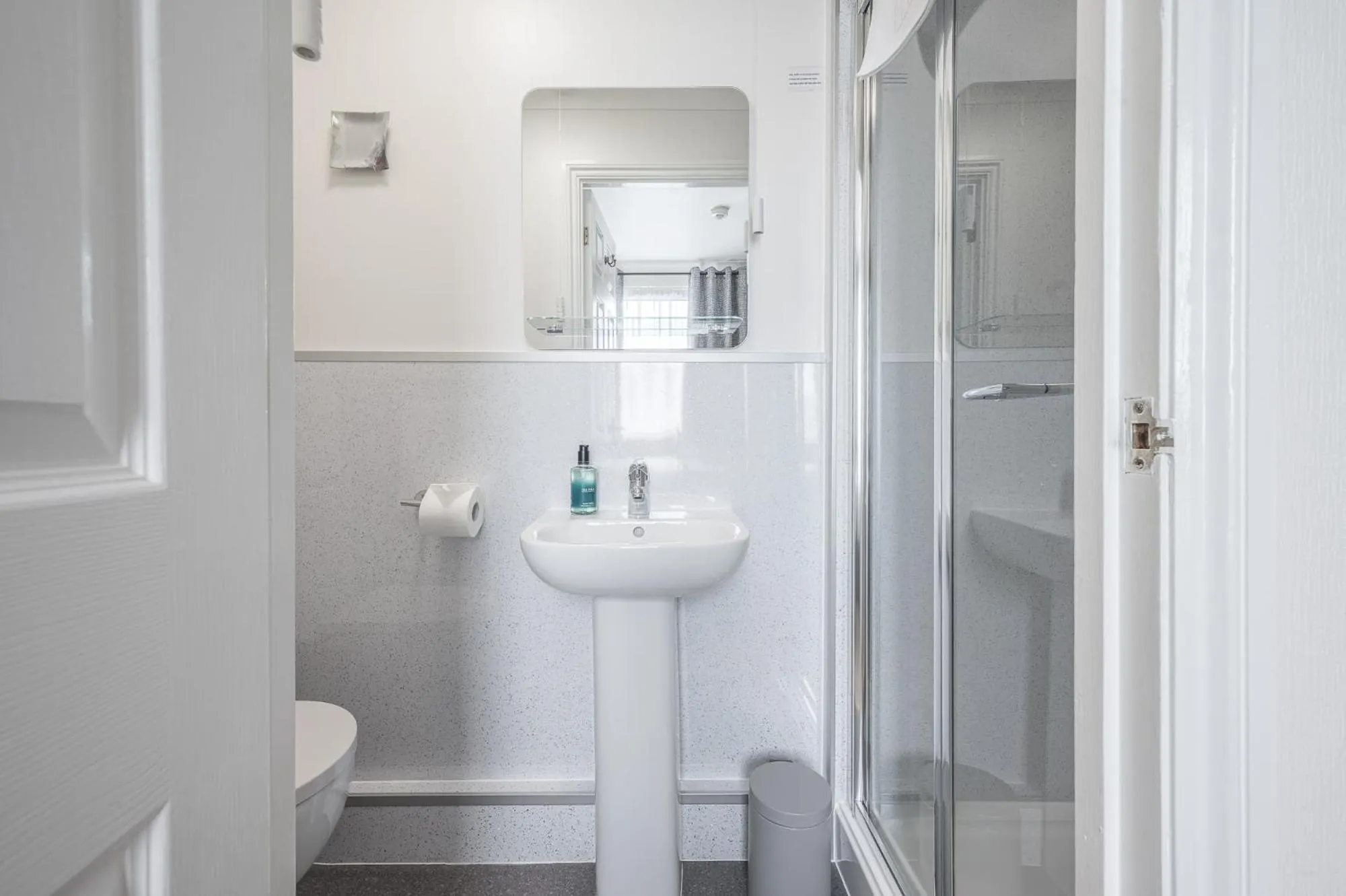 Shower in Blue Swallow