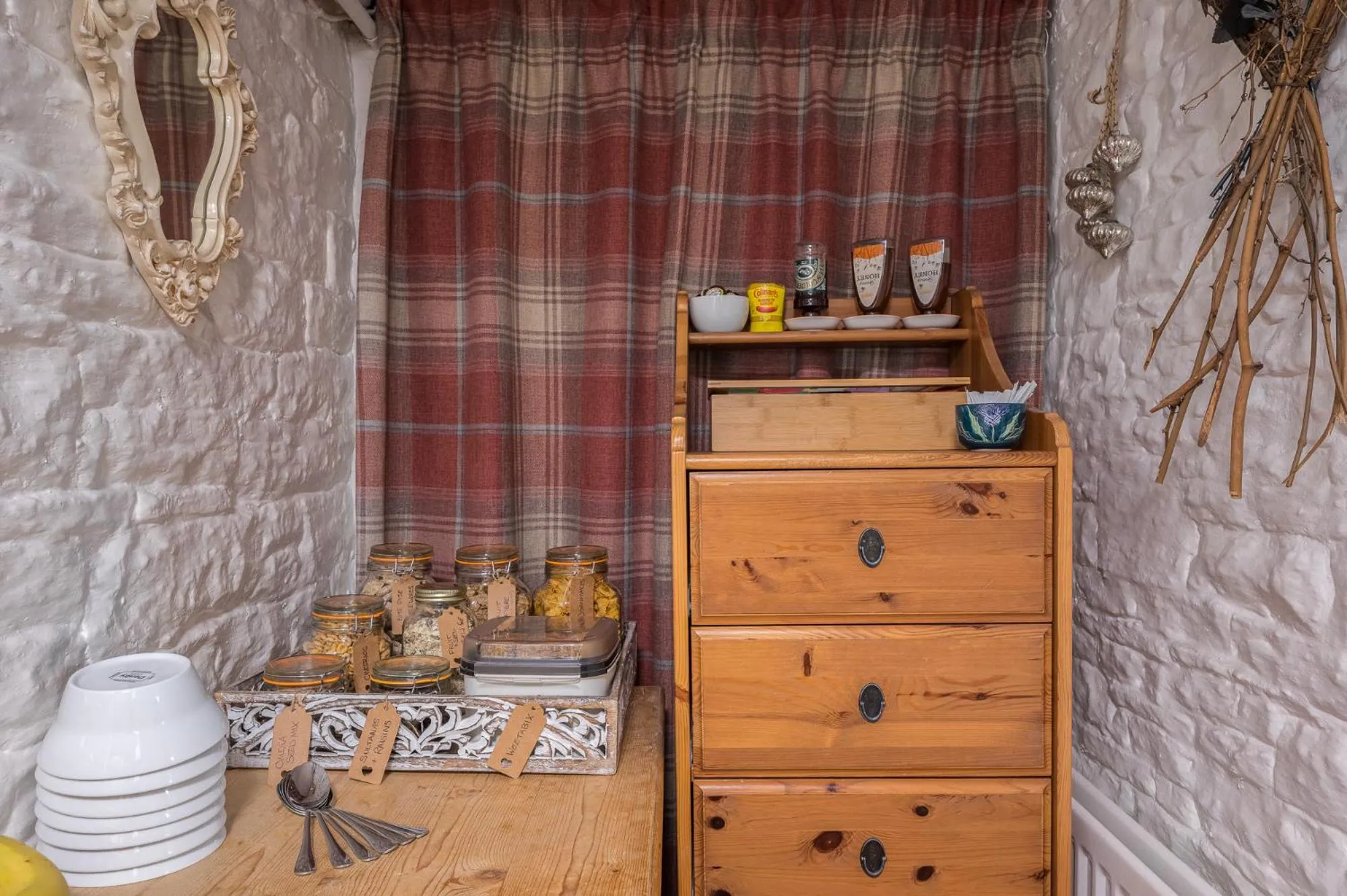 Food and drinks in Blue Swallow