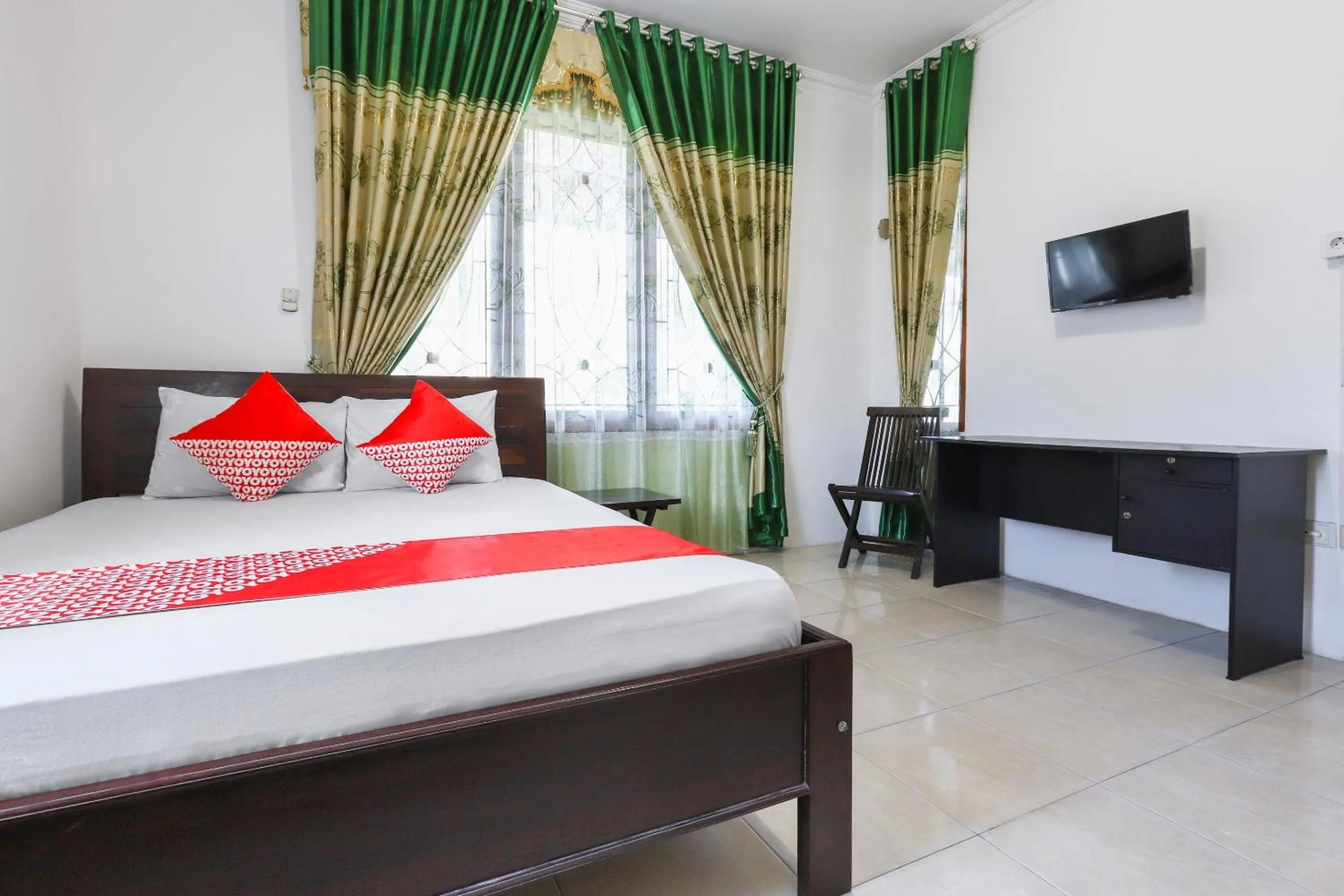 Bedroom, Bed in Hotel O Bukit Somber Residence Syariah