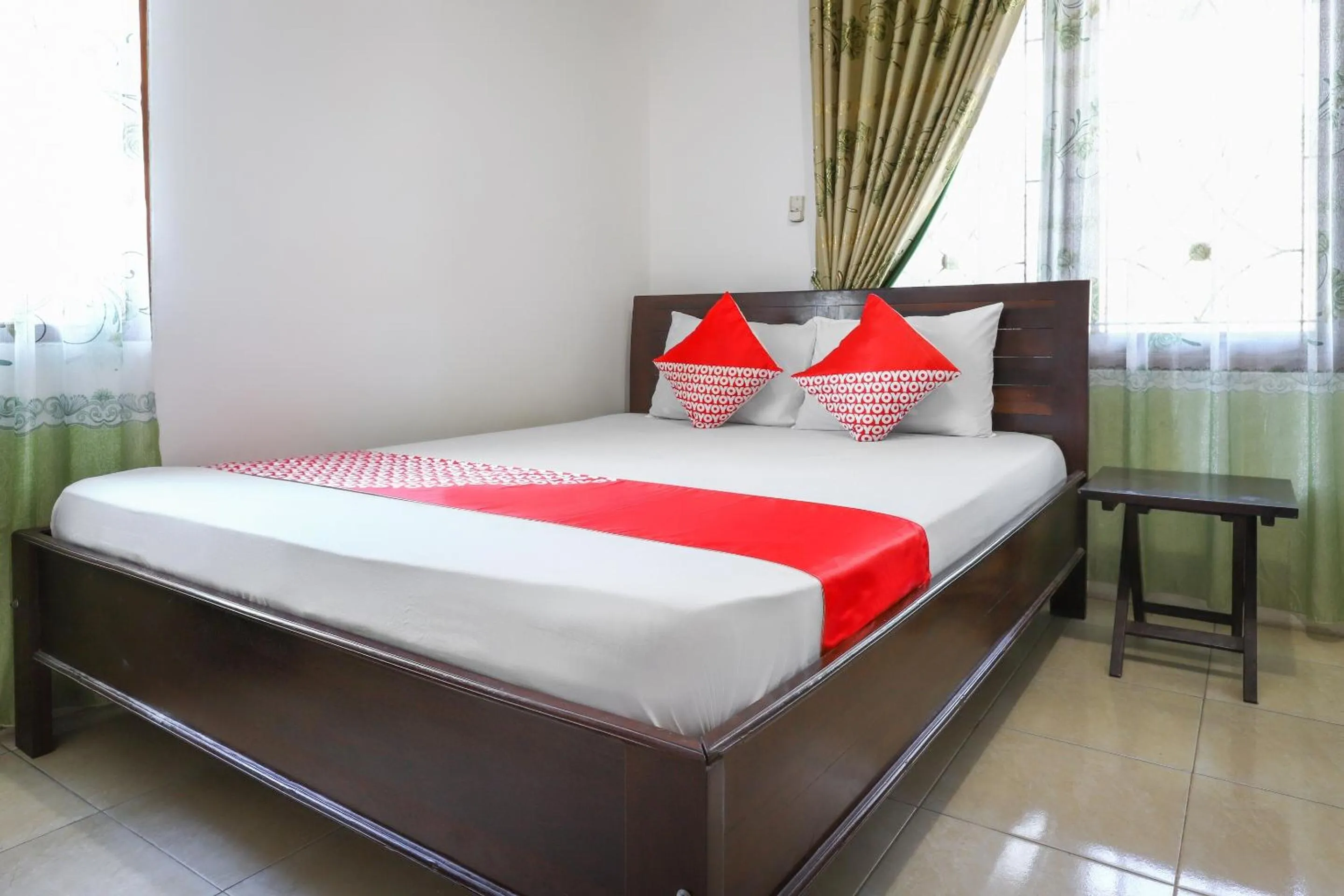 Bedroom, Bed in Hotel O Bukit Somber Residence Syariah