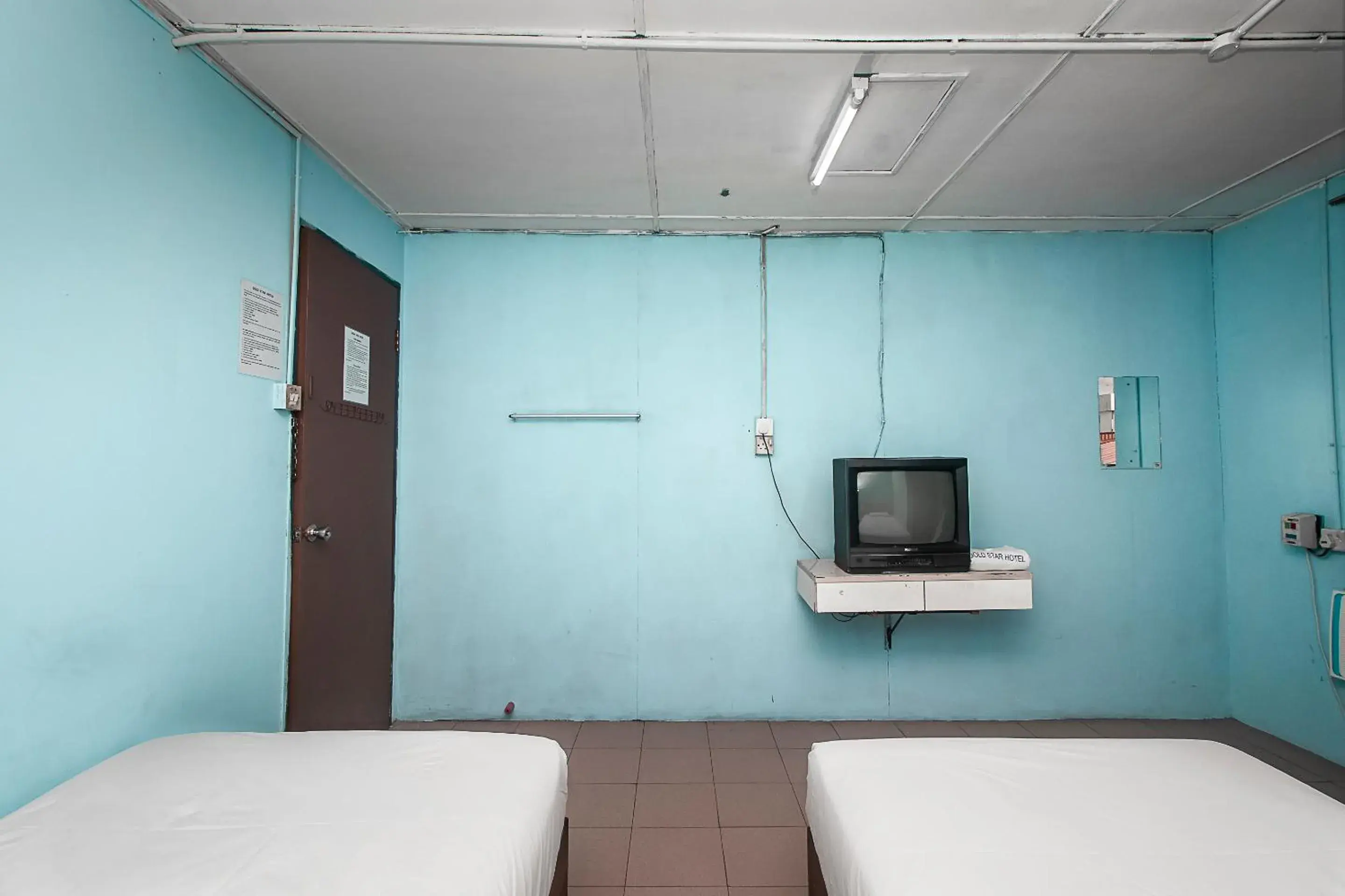 Photo of the whole room, Bed in Hotel O Gold Star Hotel Photo of the whole room, Bed in Hotel O Gold Star Hotel