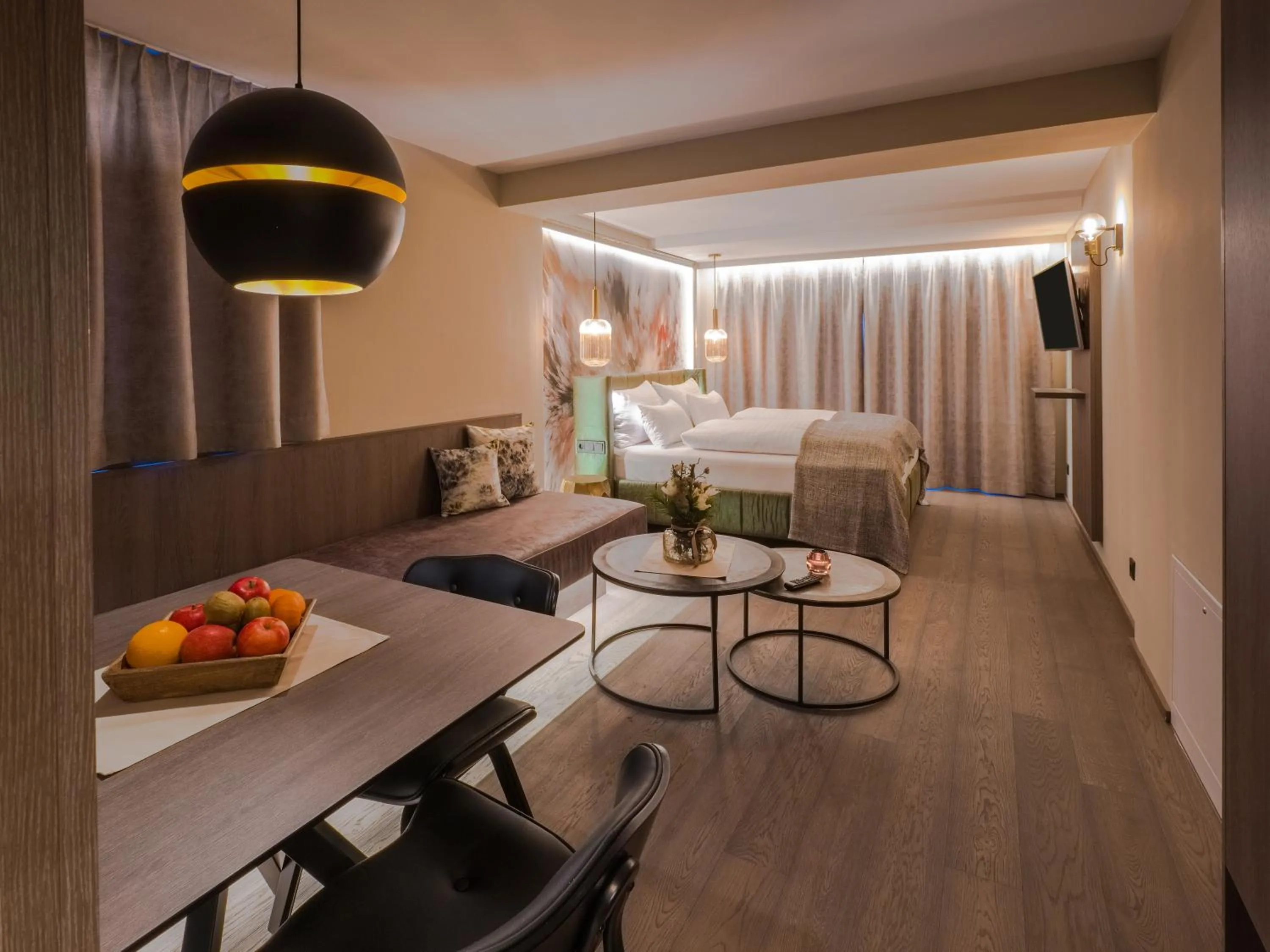 Seating area in VIER Studios & Restaurant