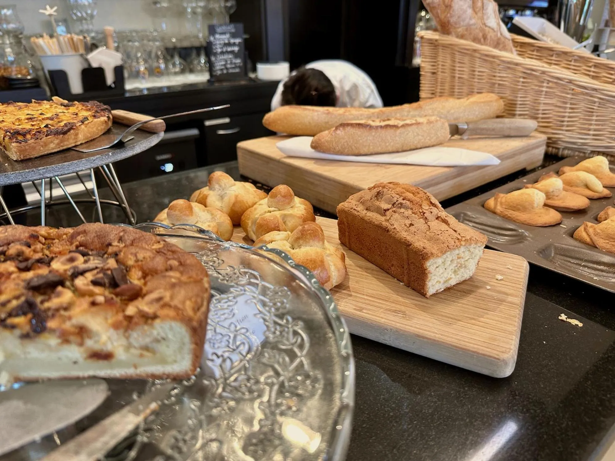 Breakfast in Logis Hôtel & Restaurant Le Vert Bocage