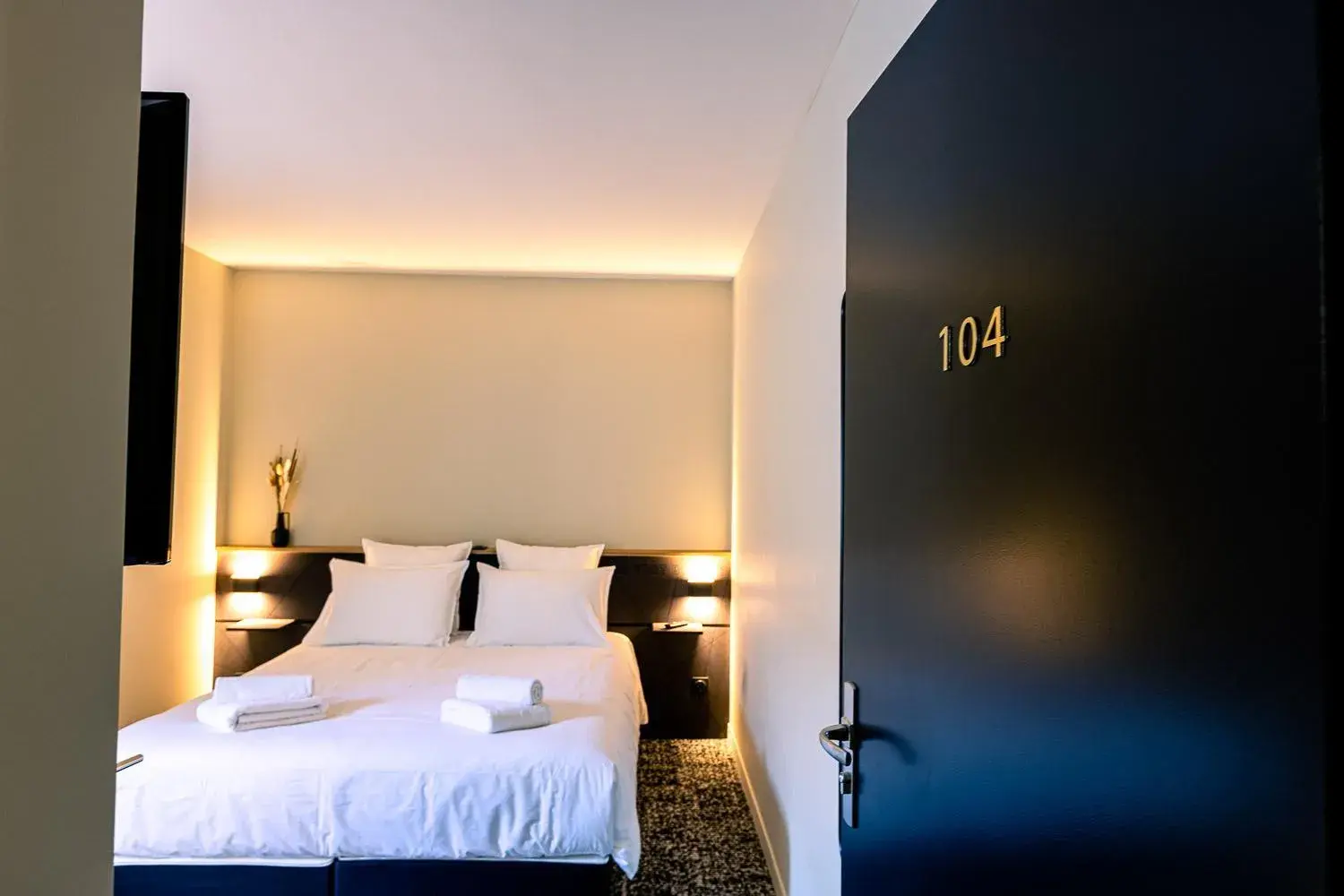 Bed in Logis Hôtel & Restaurant Le Vert Bocage Bed in Logis Hôtel & Restaurant Le Vert Bocage