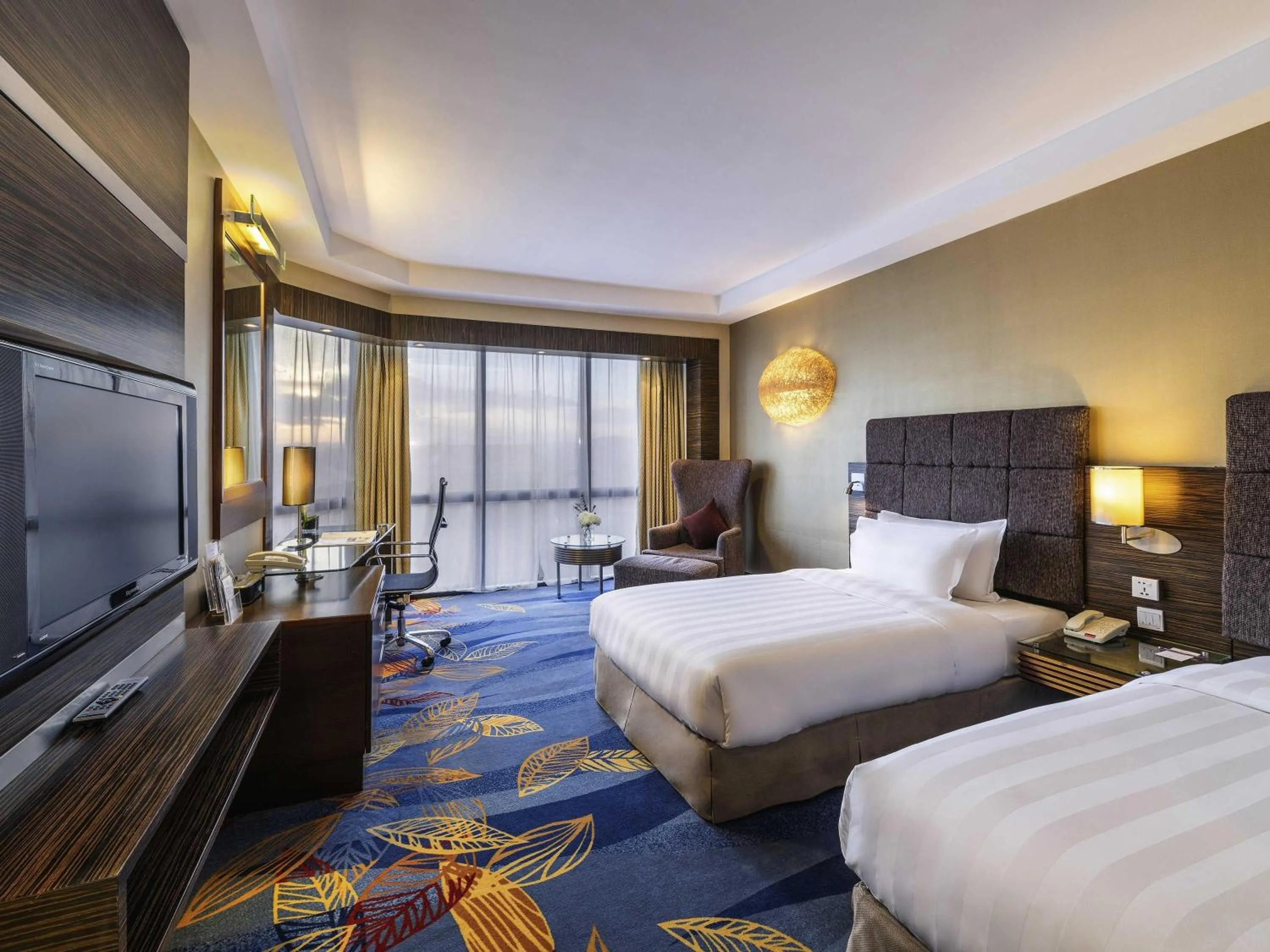 Bedroom in Peace Hotel Beijing