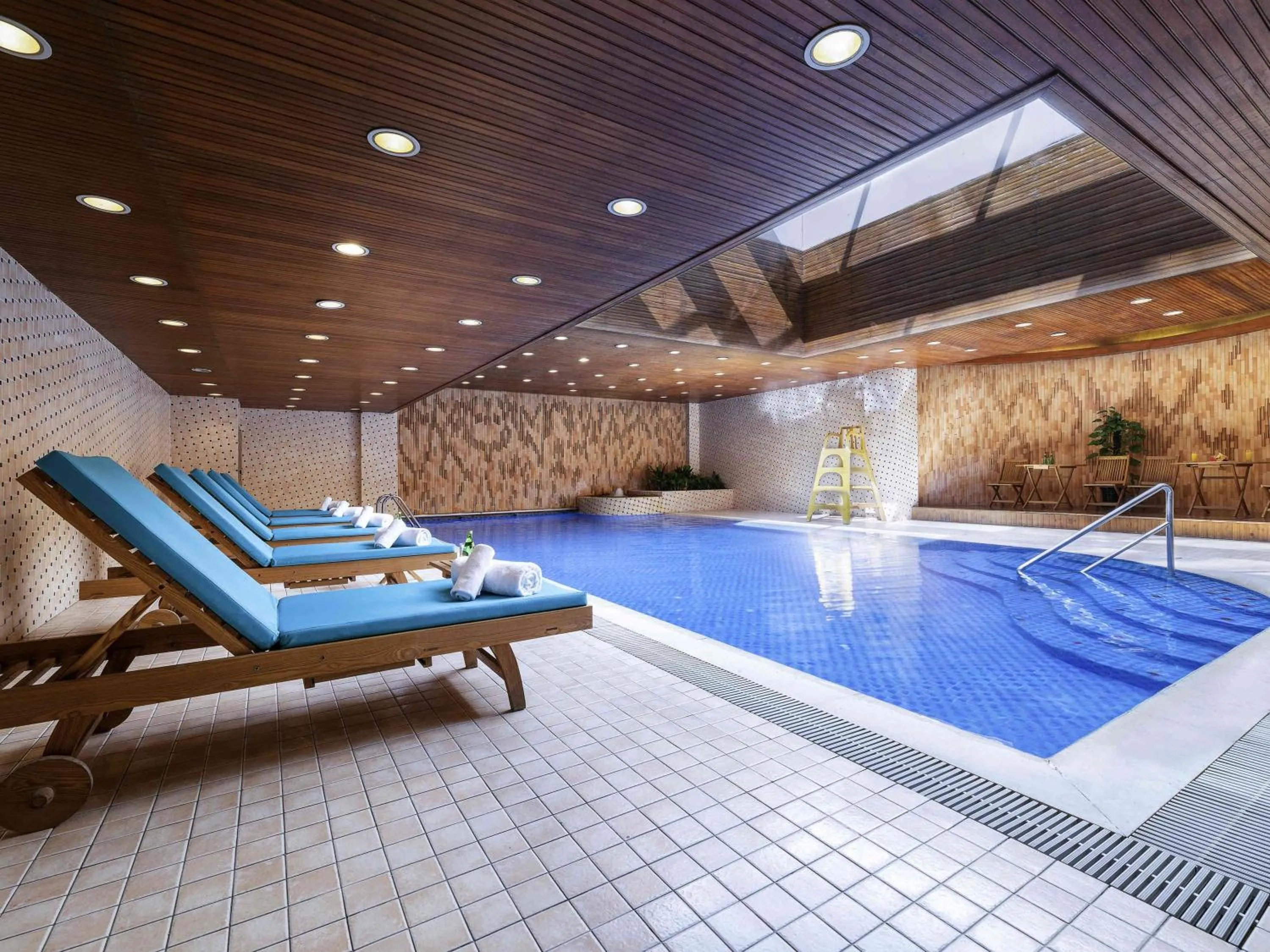 Pool view in Peace Hotel Beijing