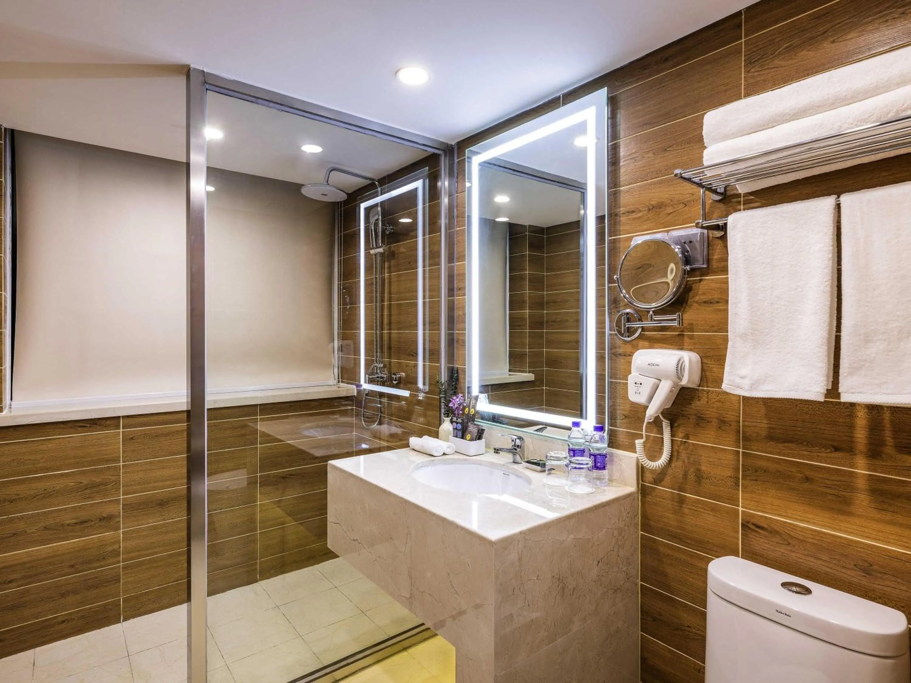 Bedroom in Peace Hotel Beijing