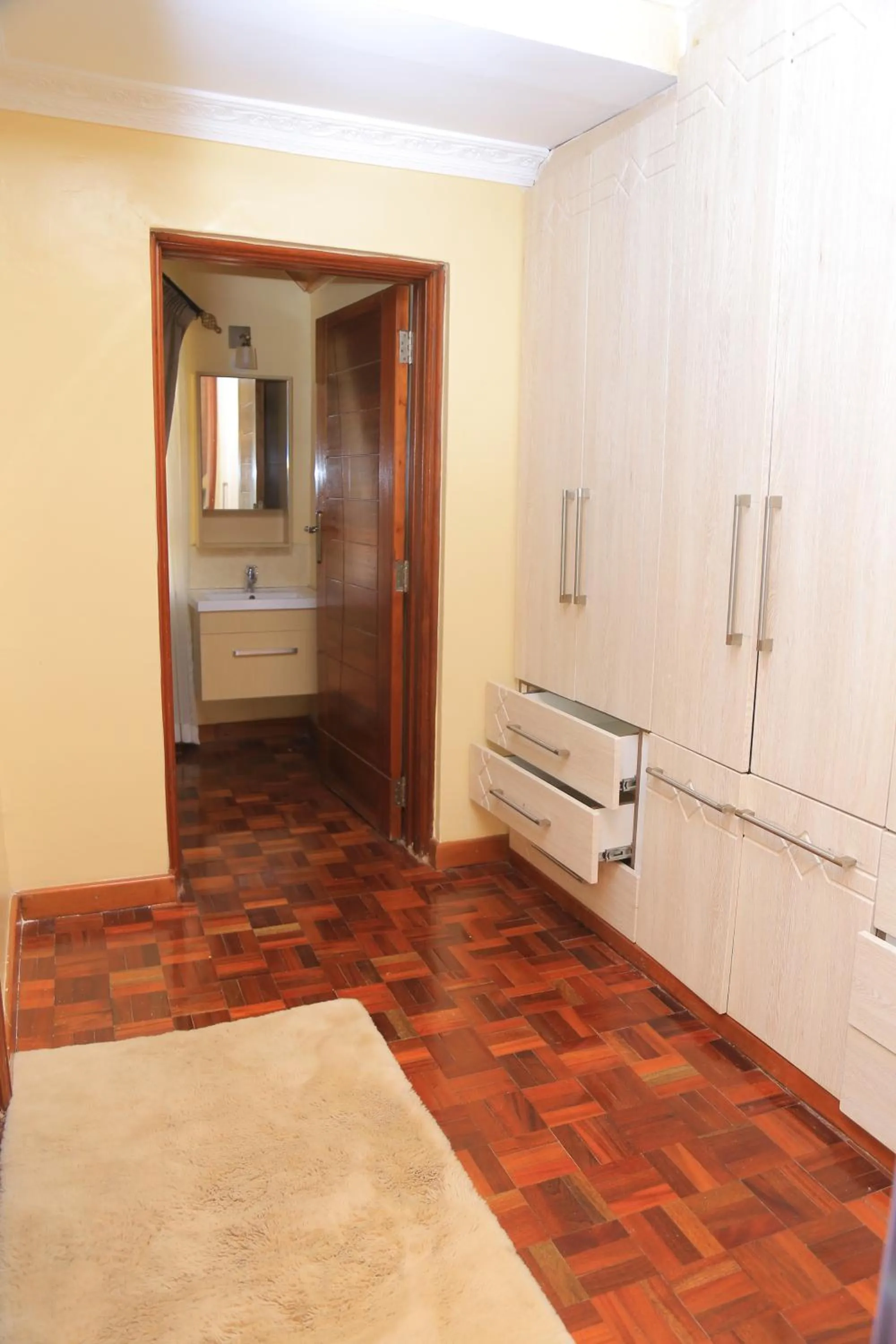 wardrobe, Bed in Asyana Gardens