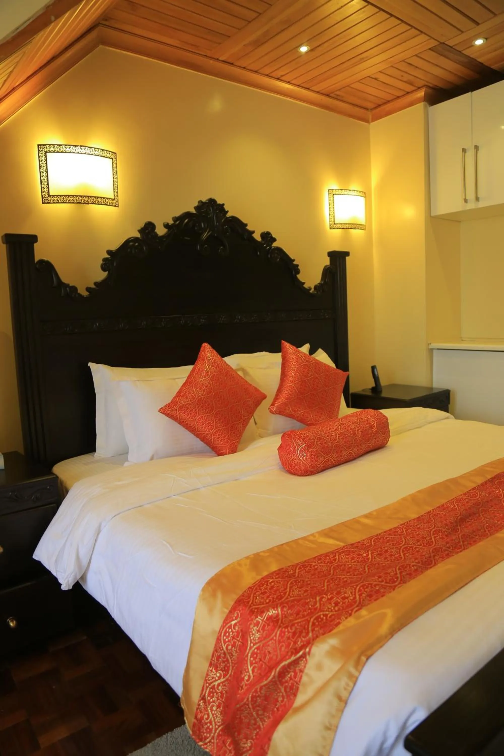 Bed in Asyana Gardens