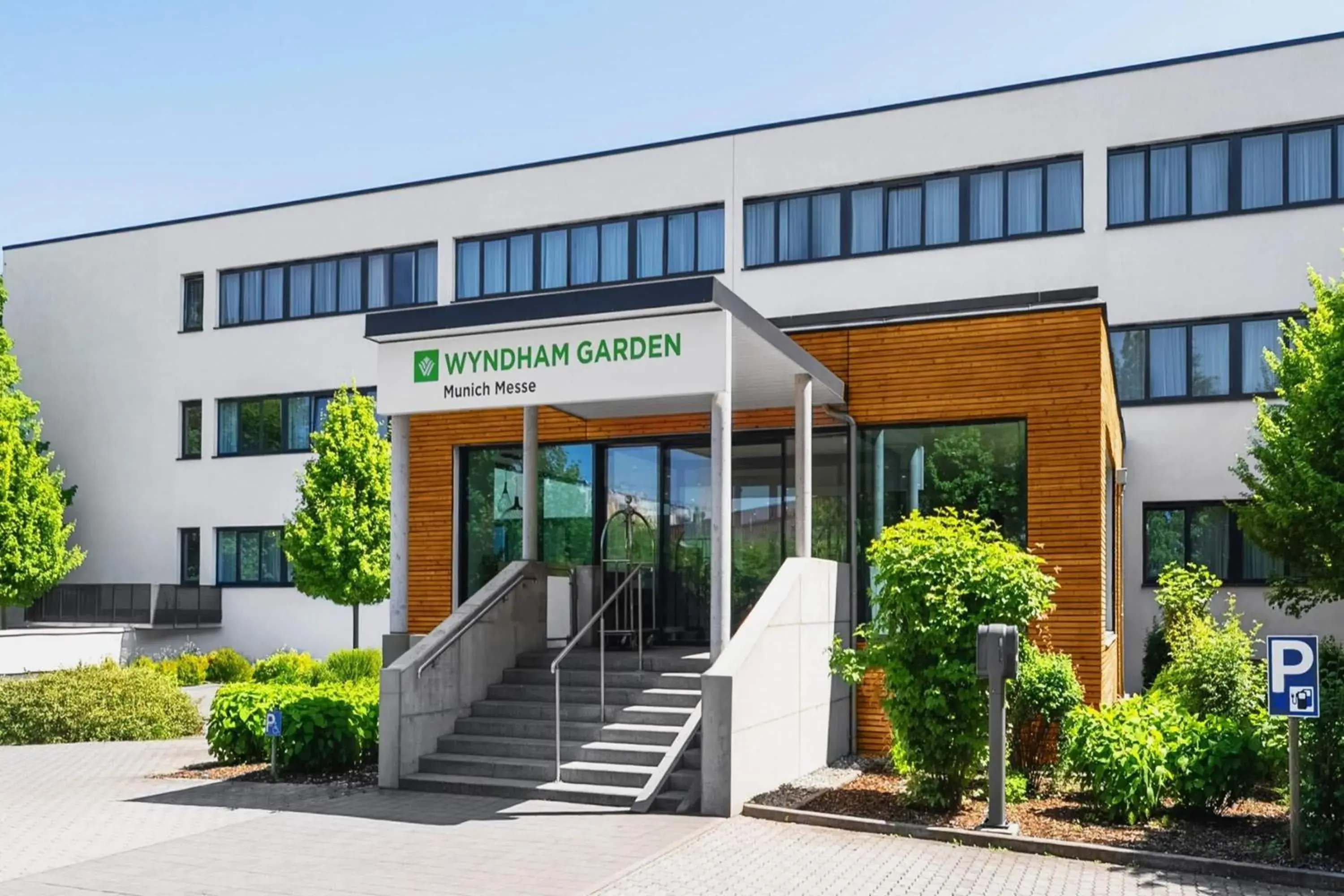 Property building in Wyndham Garden Munich Messe Property building in Wyndham Garden Munich Messe