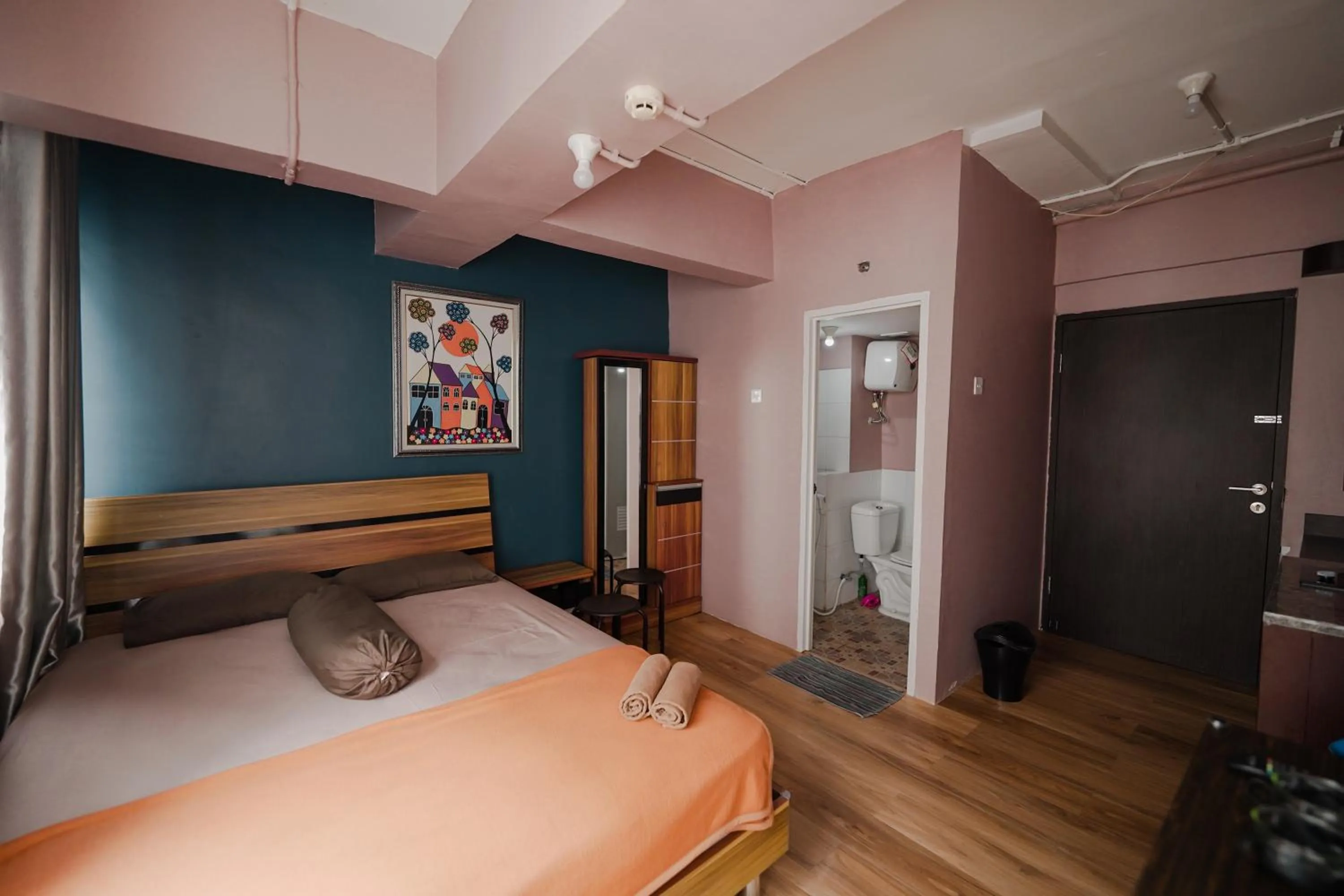 Bed in The Jarrdin by Bethania Pro