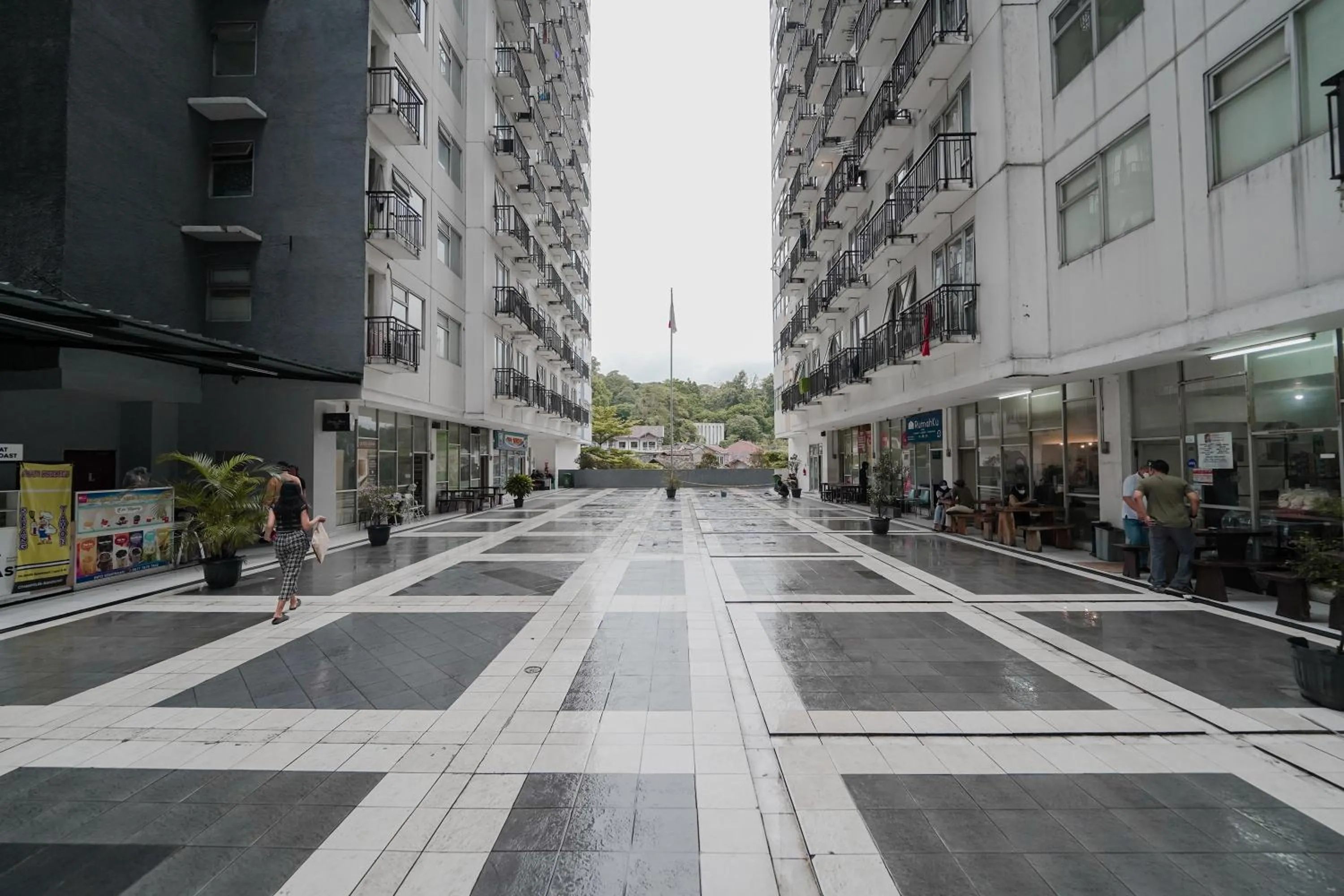 City view in The Jarrdin by Bethania Pro