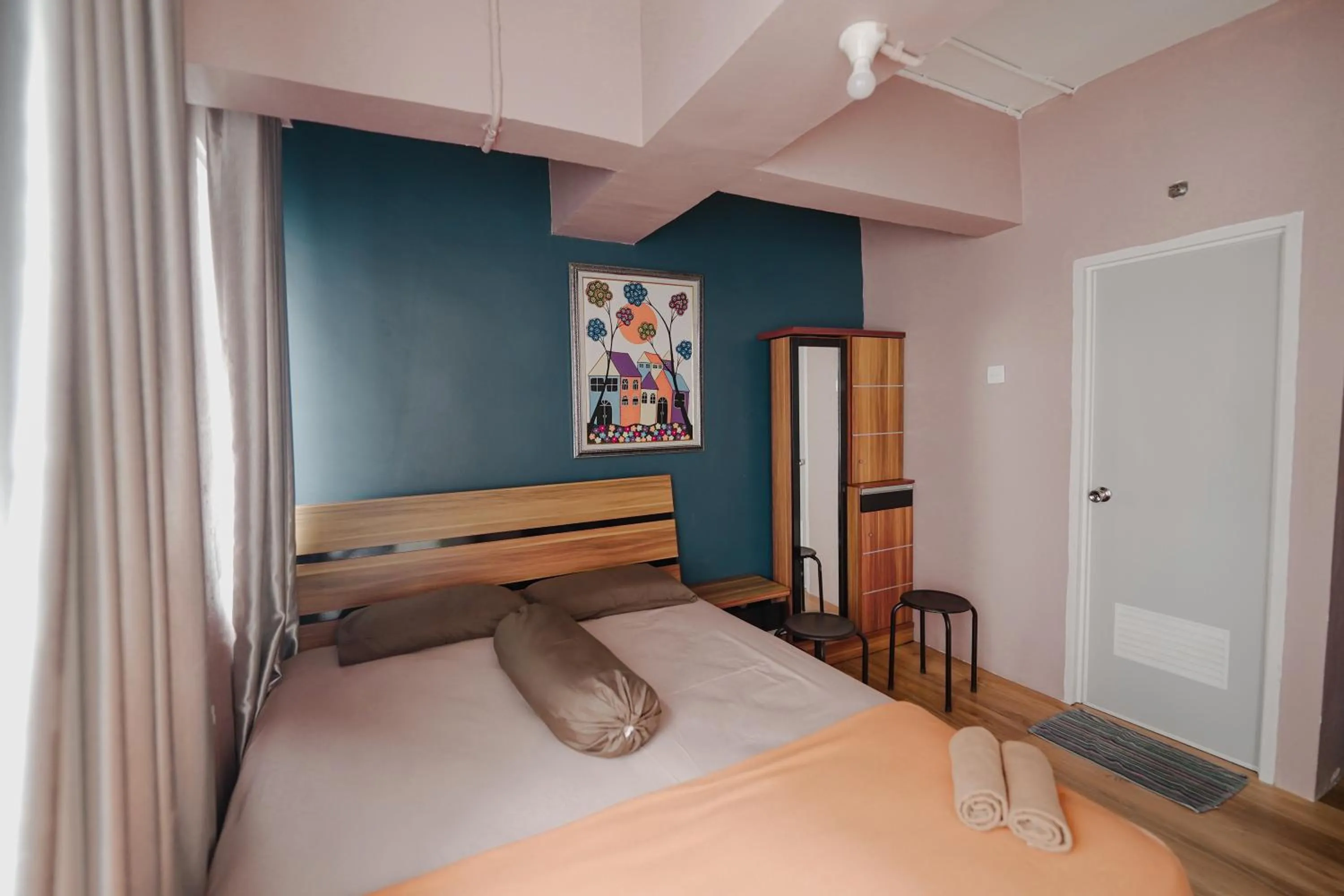 Bed in The Jarrdin by Bethania Pro