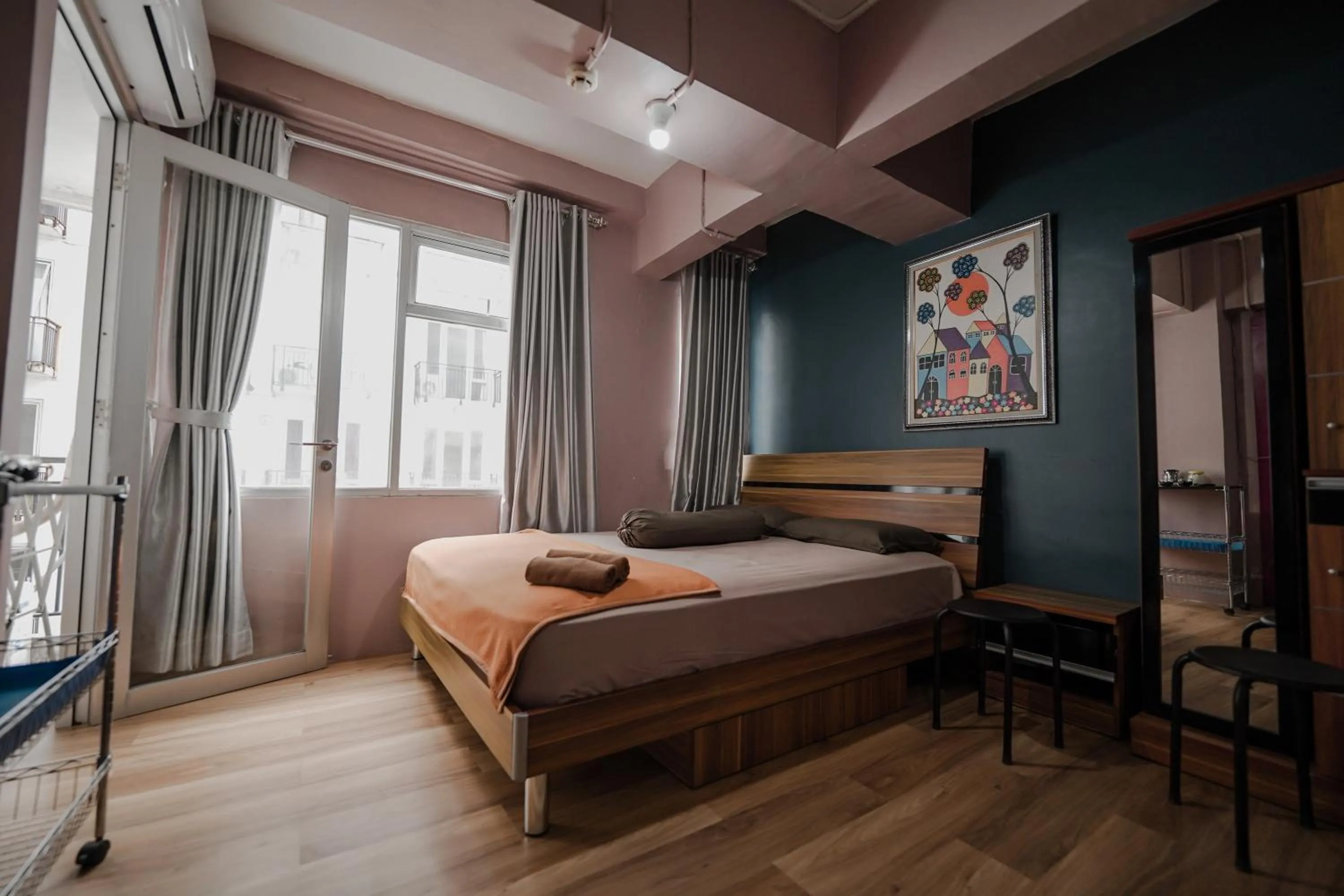 Bed in The Jarrdin by Bethania Pro