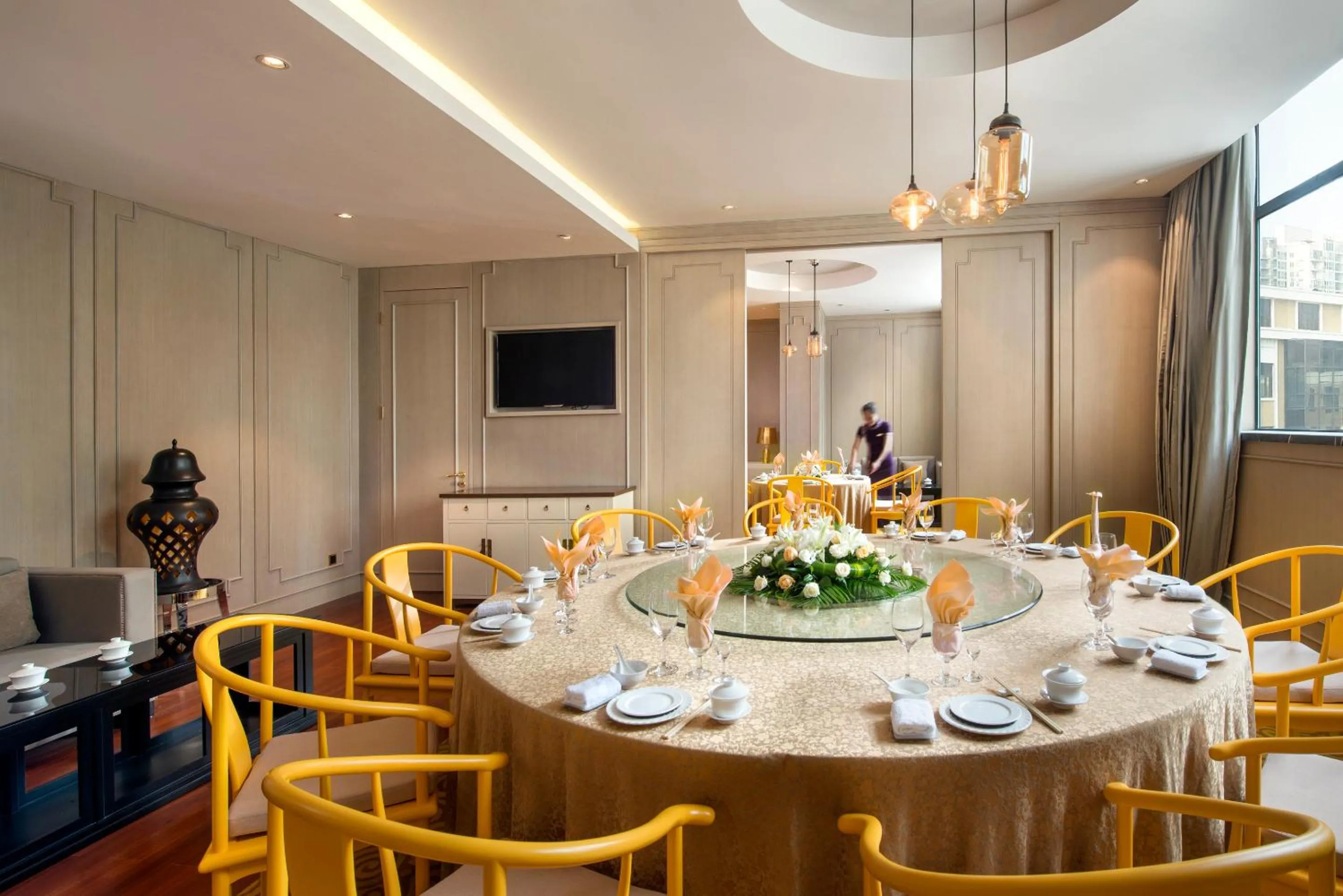 Restaurant/places to eat in Sofitel Zhengzhou International