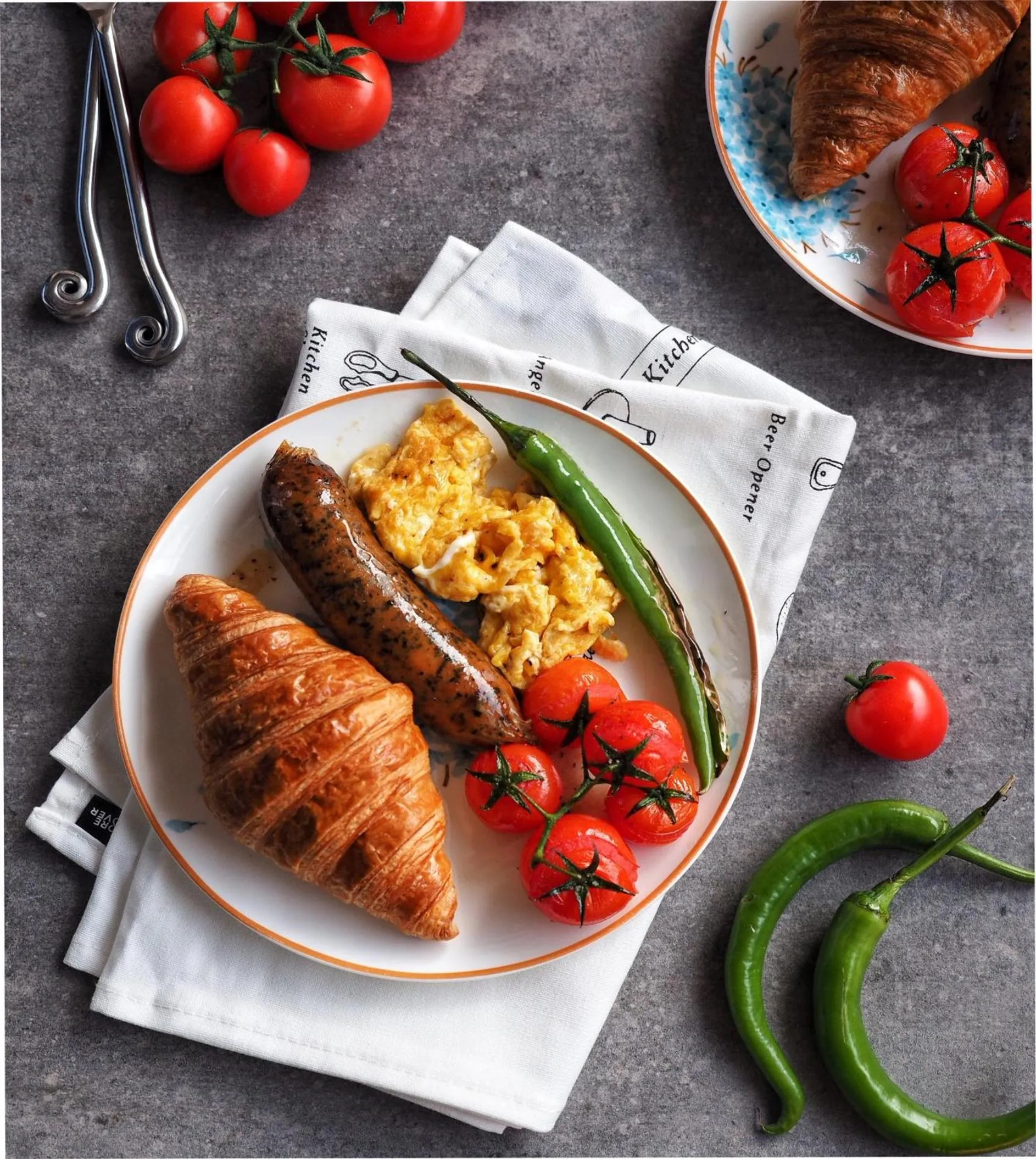 Buffet breakfast in Sofitel Zhengzhou International