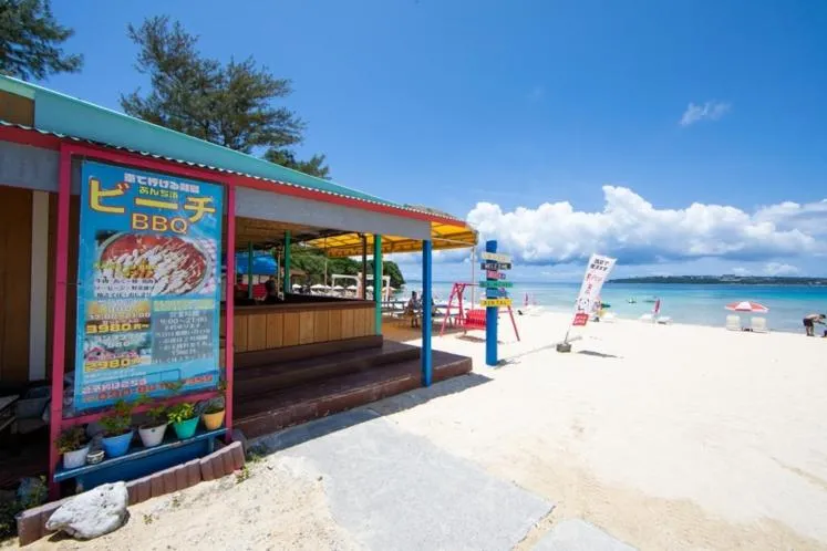 Beach in E-horizon Resort コンドミニアム名護D