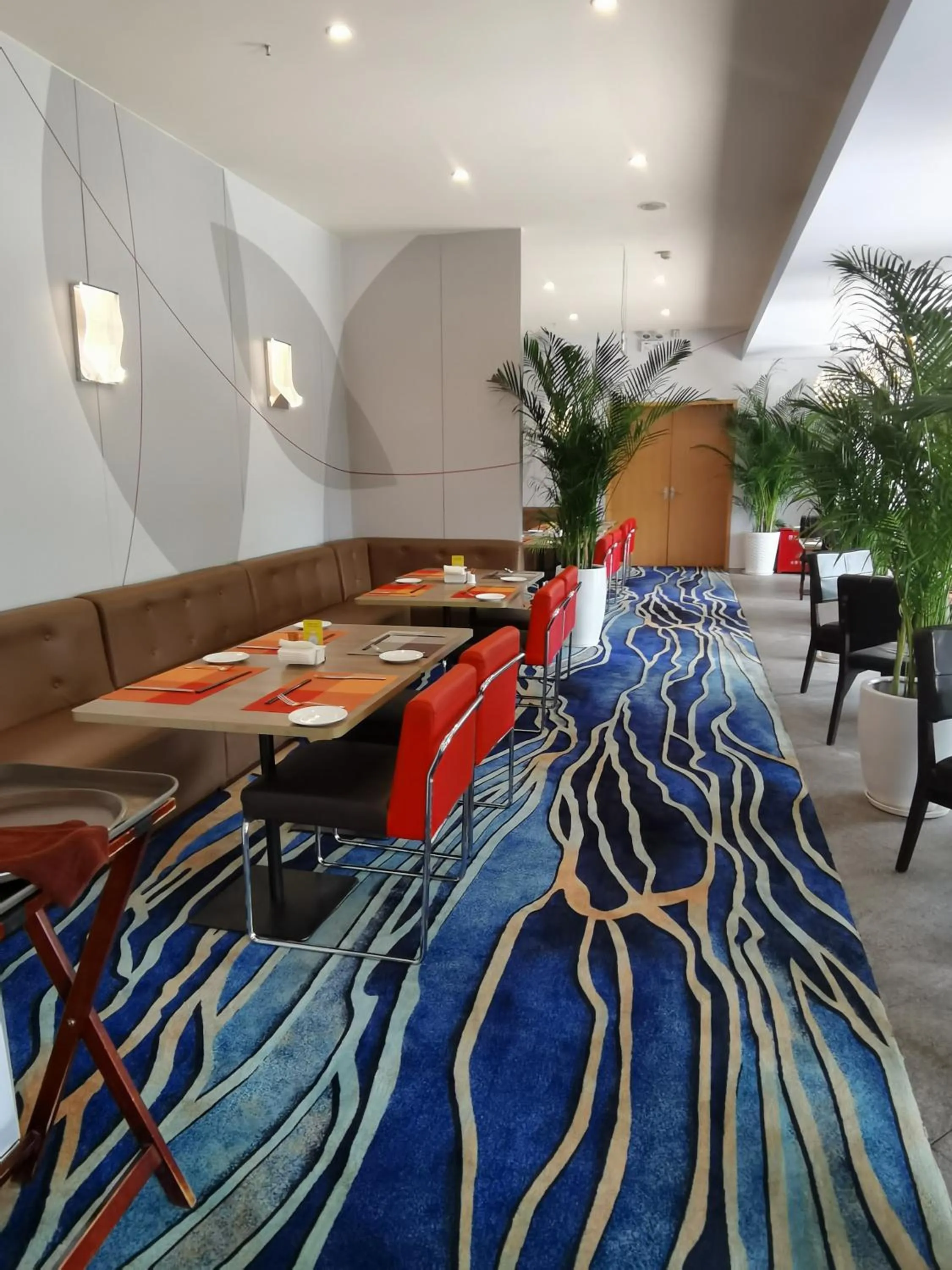 Buffet breakfast in Shenzhen Novotel Watergate