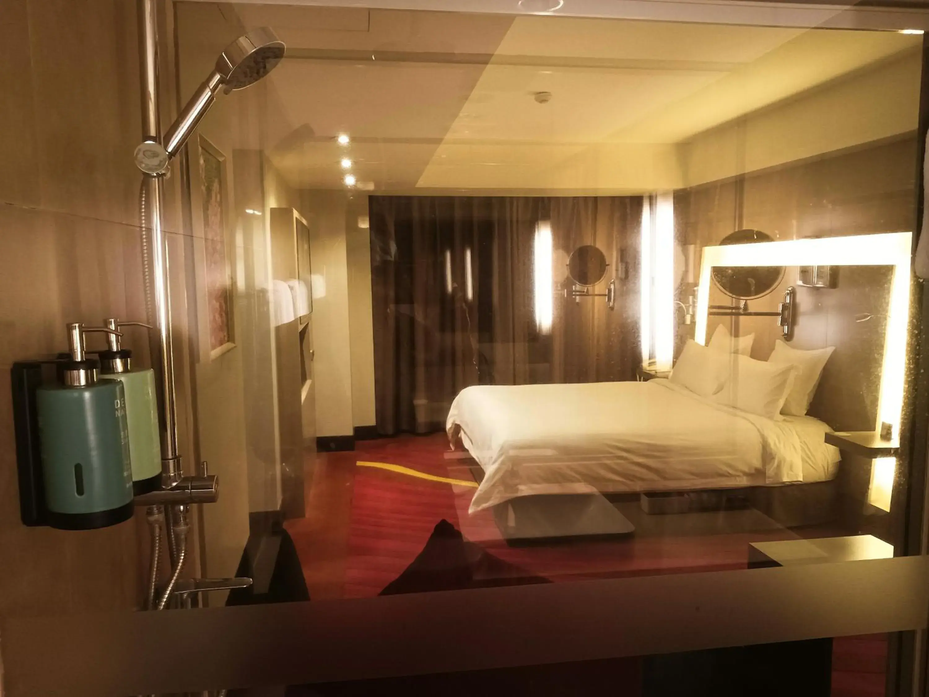 Bedroom, Bed in Shenzhen Novotel Watergate Bedroom, Bed in Shenzhen Novotel Watergate