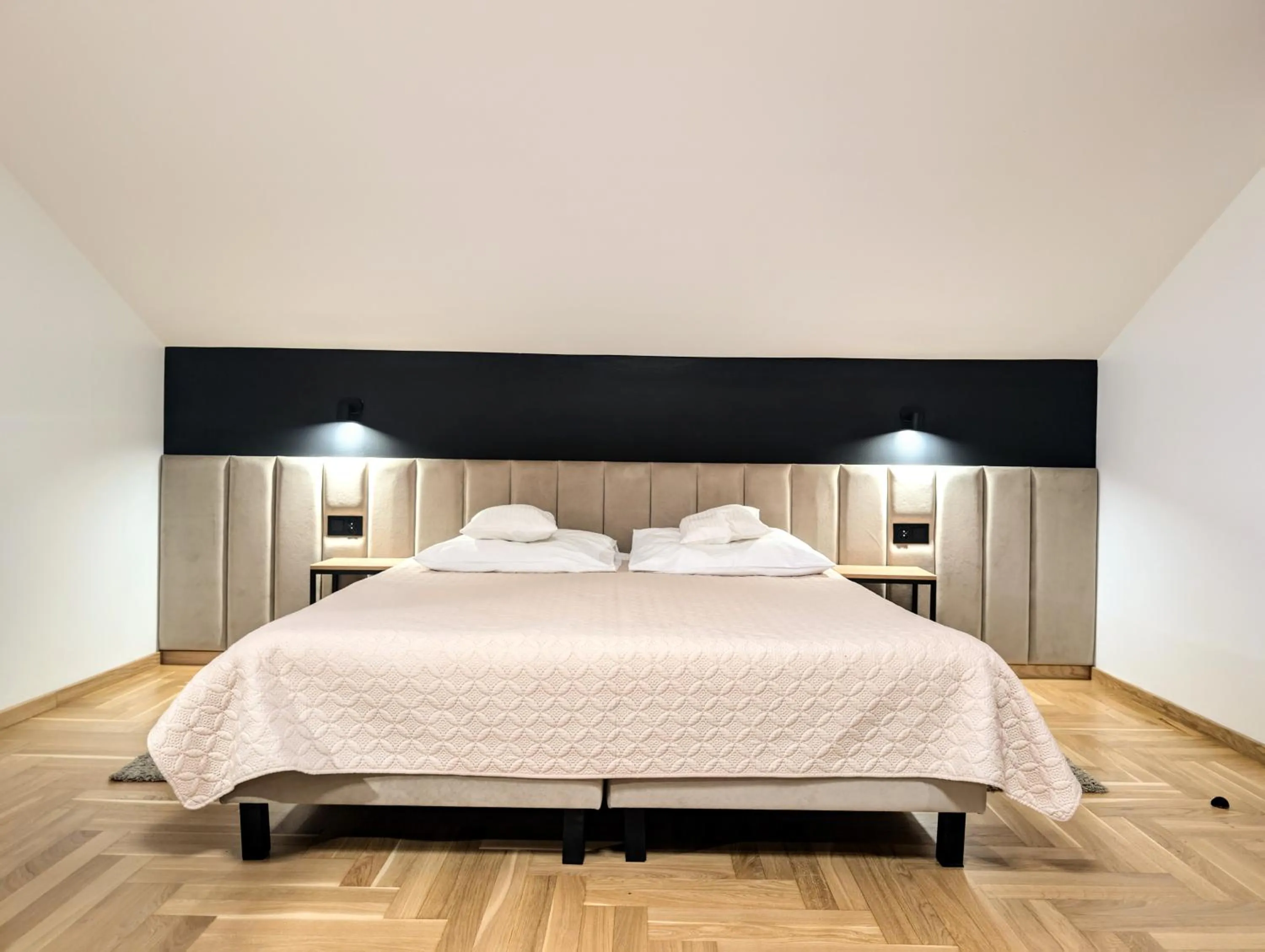 Bed in Hotel Reśliński