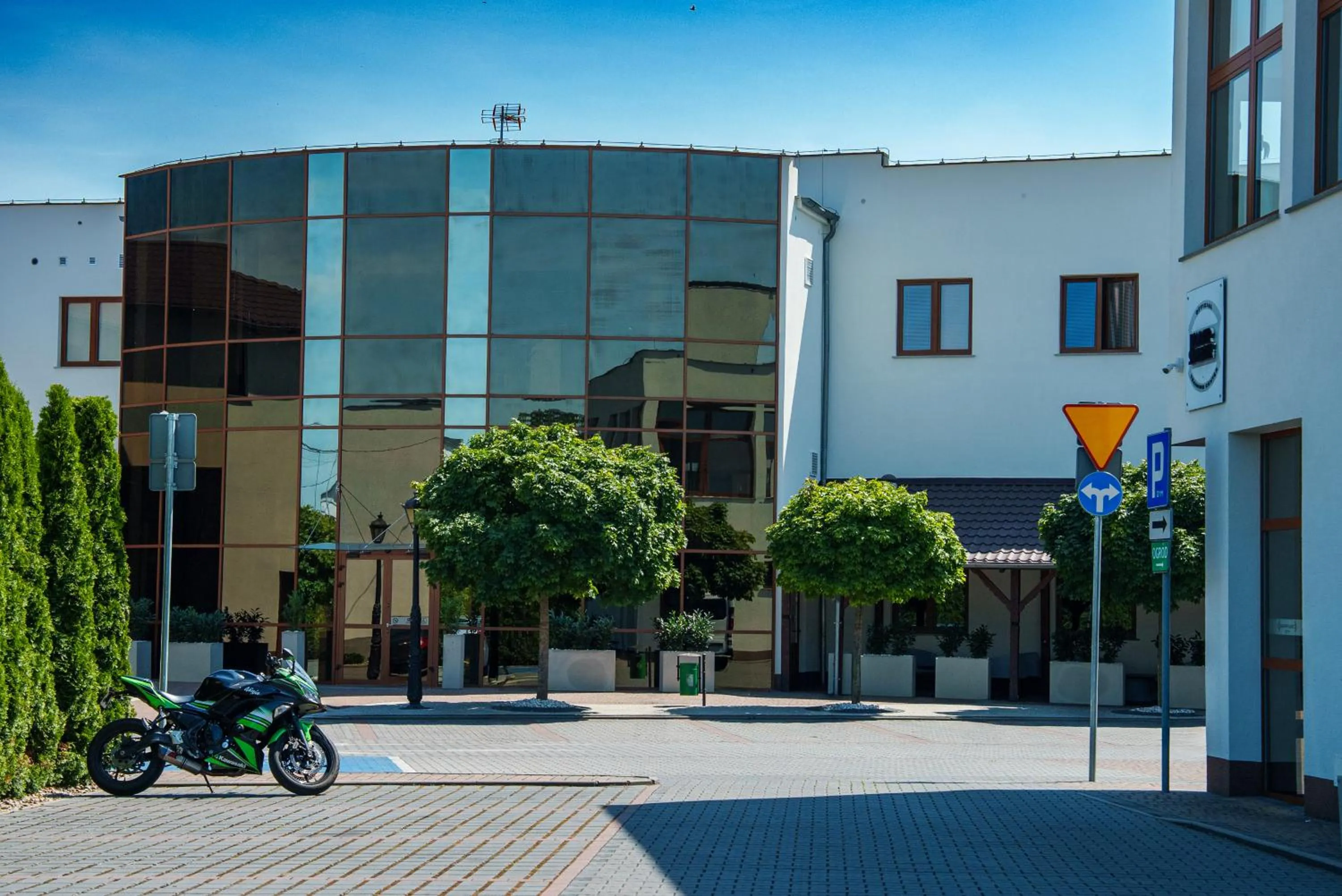 Property building in Hotel Reśliński