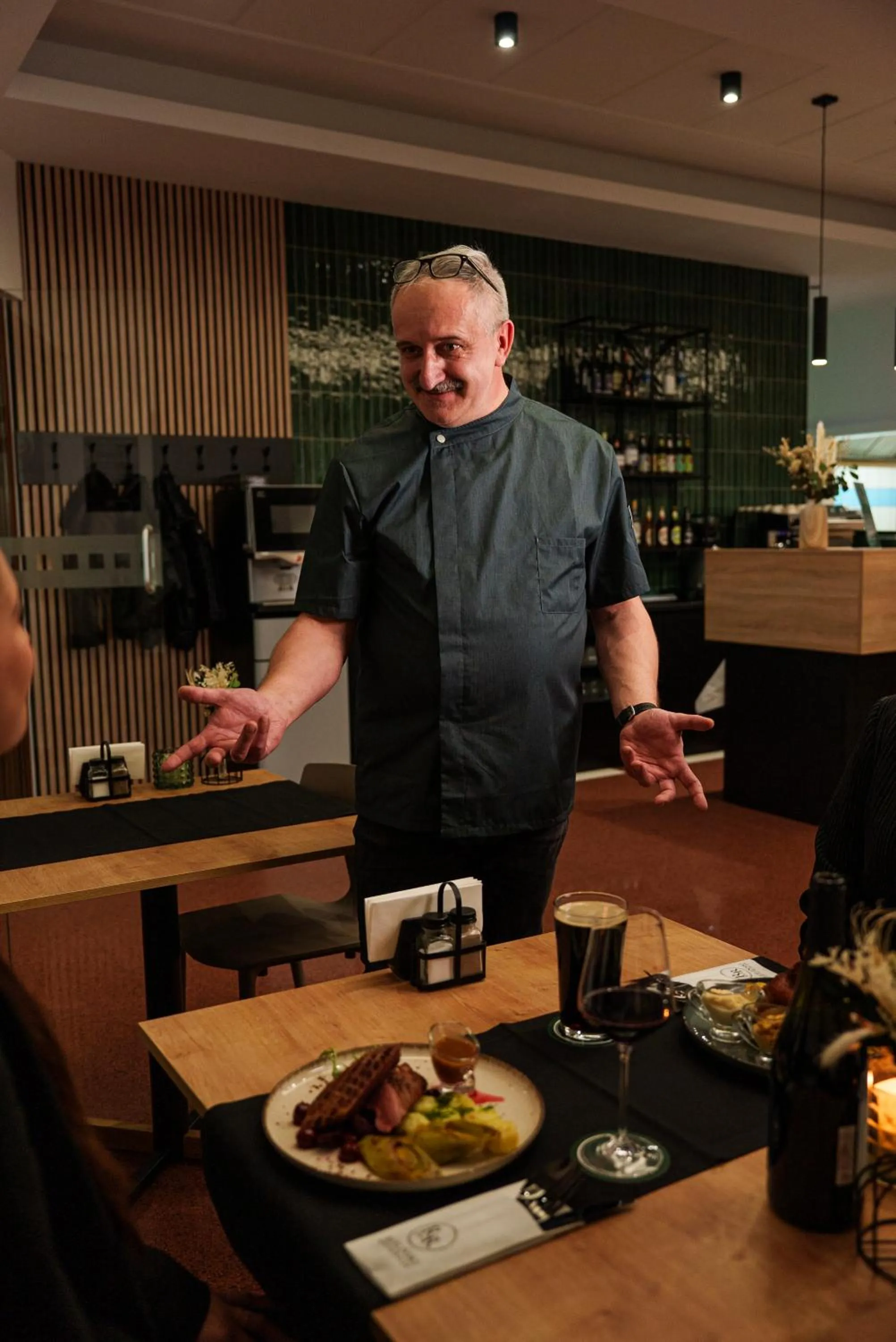 Restaurant/places to eat in Hotel Reśliński