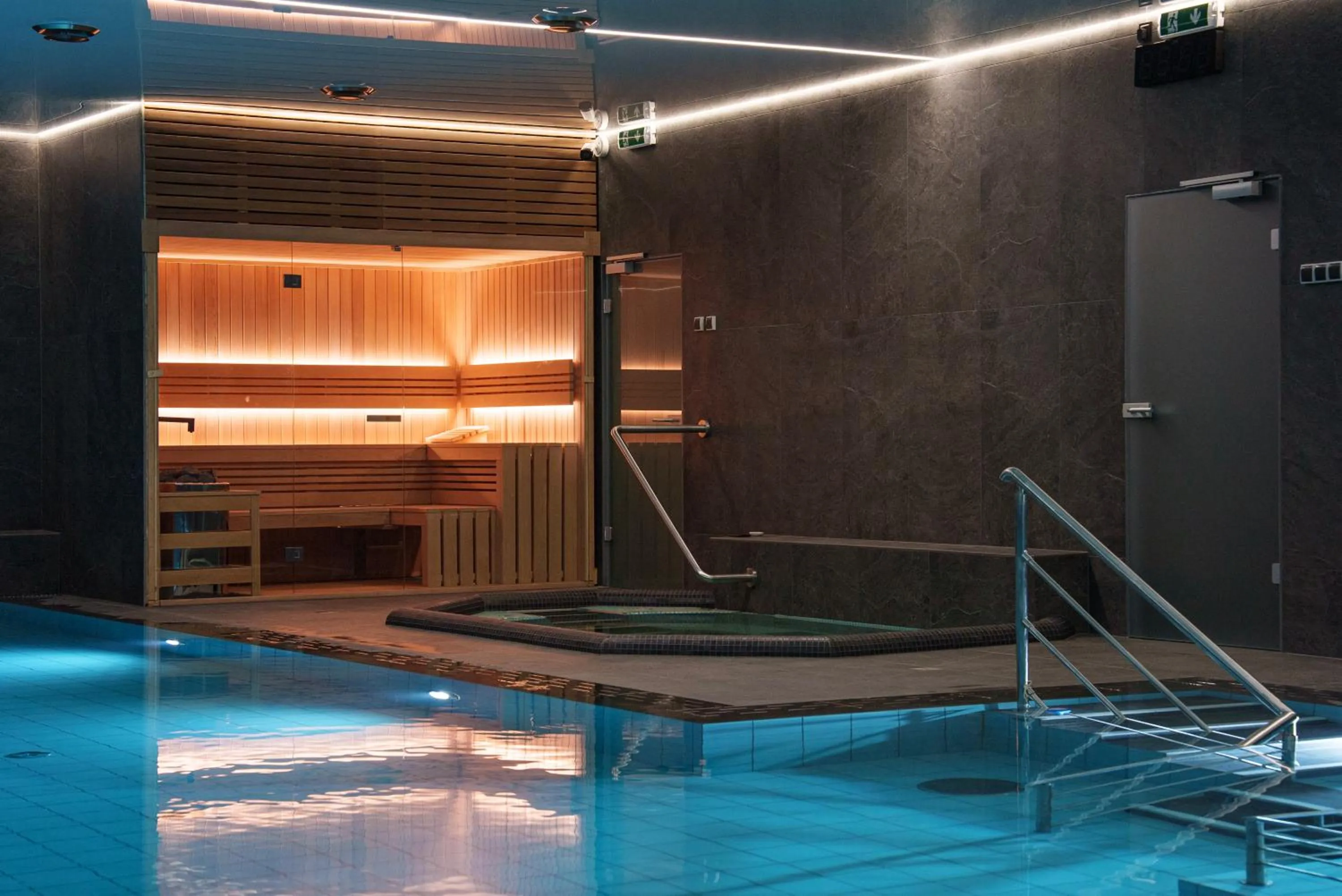 Pool view in Hotel Reśliński