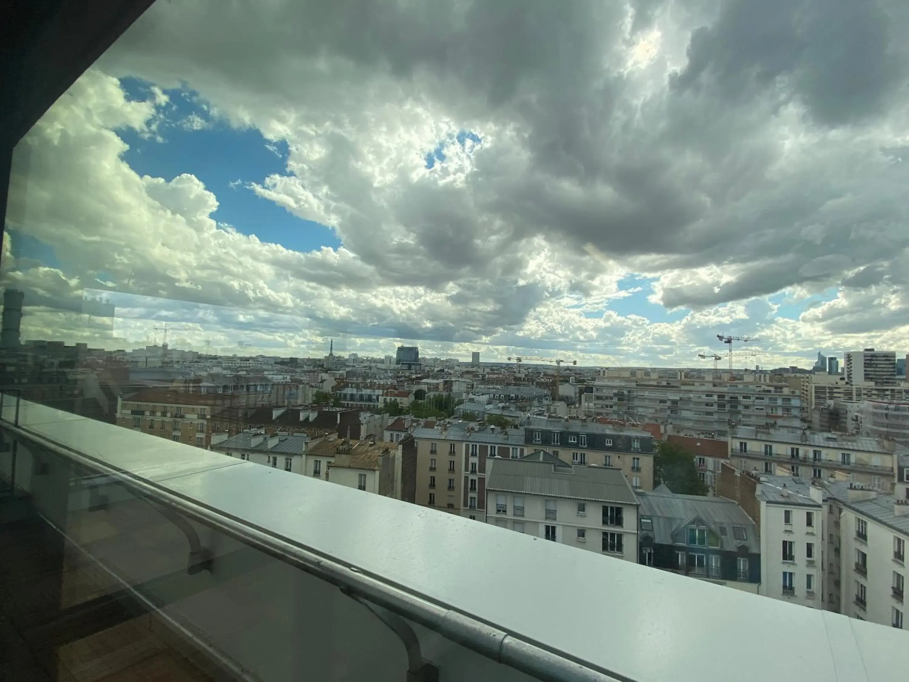 City view in Moov'Appart Hotel Clichy