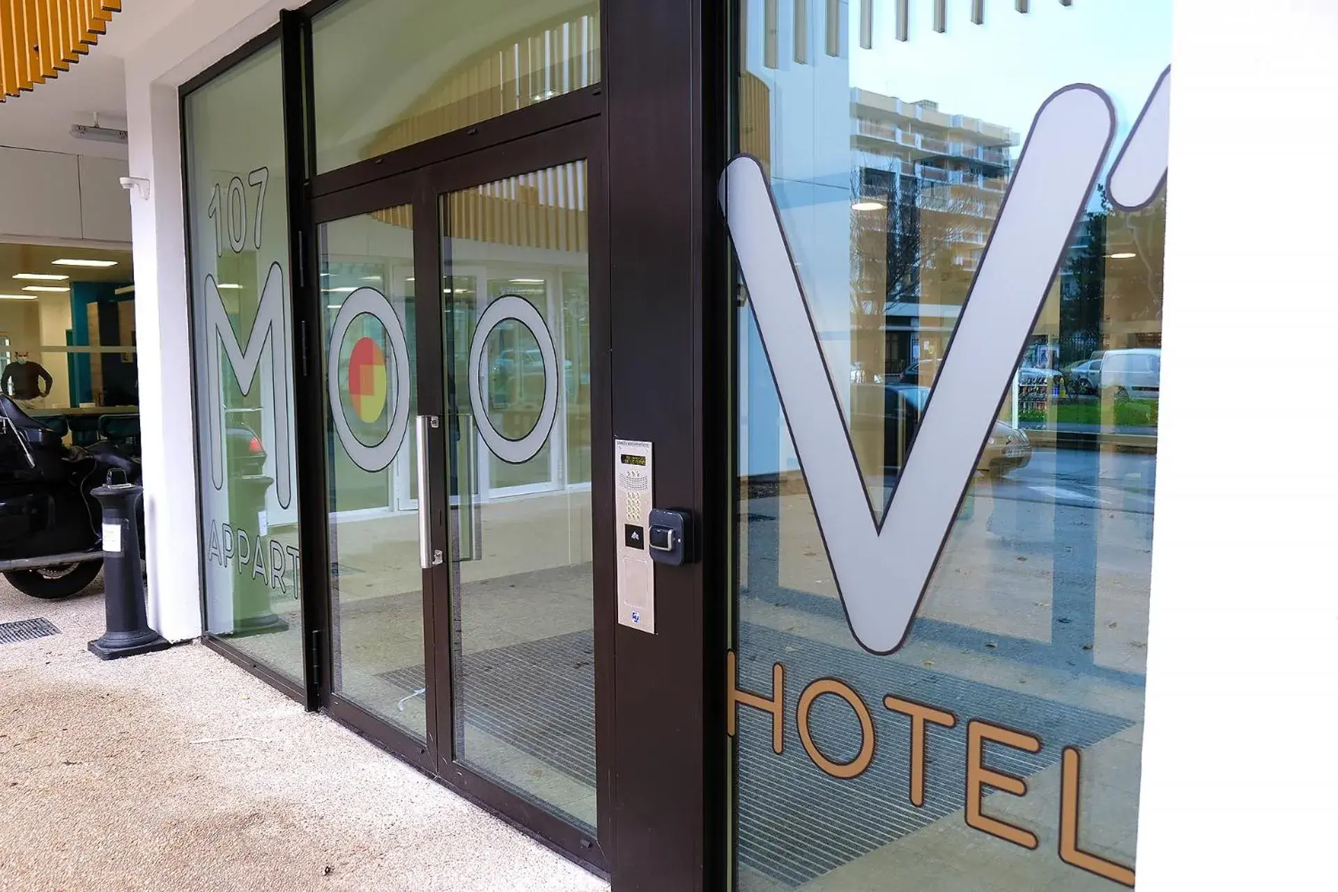 Property building in Moov'Appart Hotel Clichy