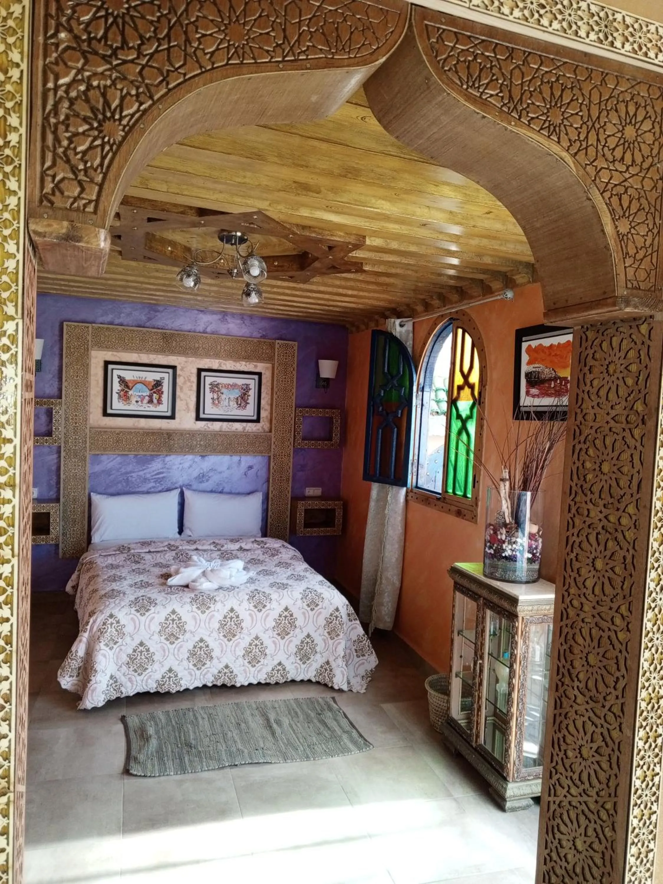 Bed in RIAD ESMERALDA By Dar Ouezzani