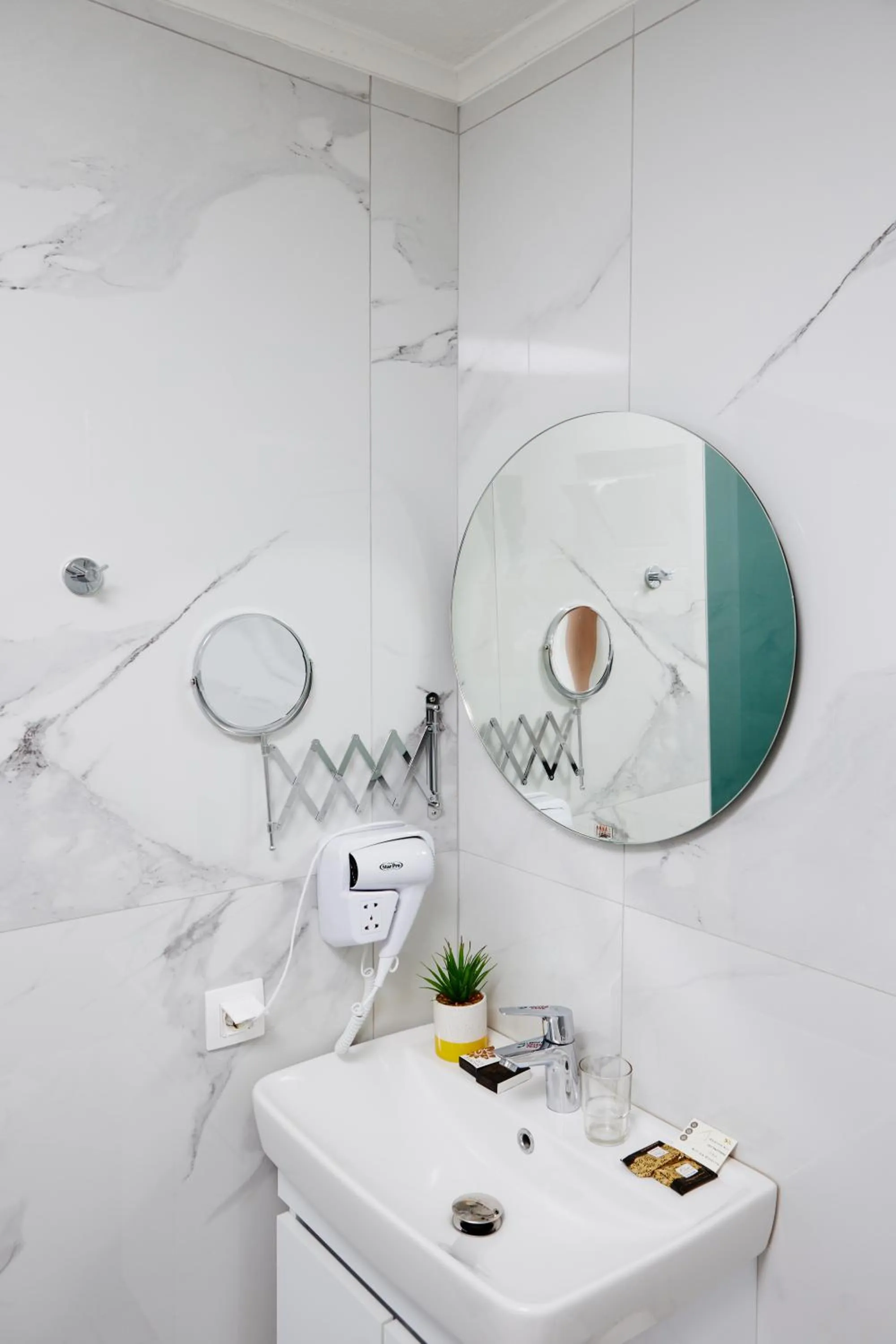 Property building in Amnissos Residence