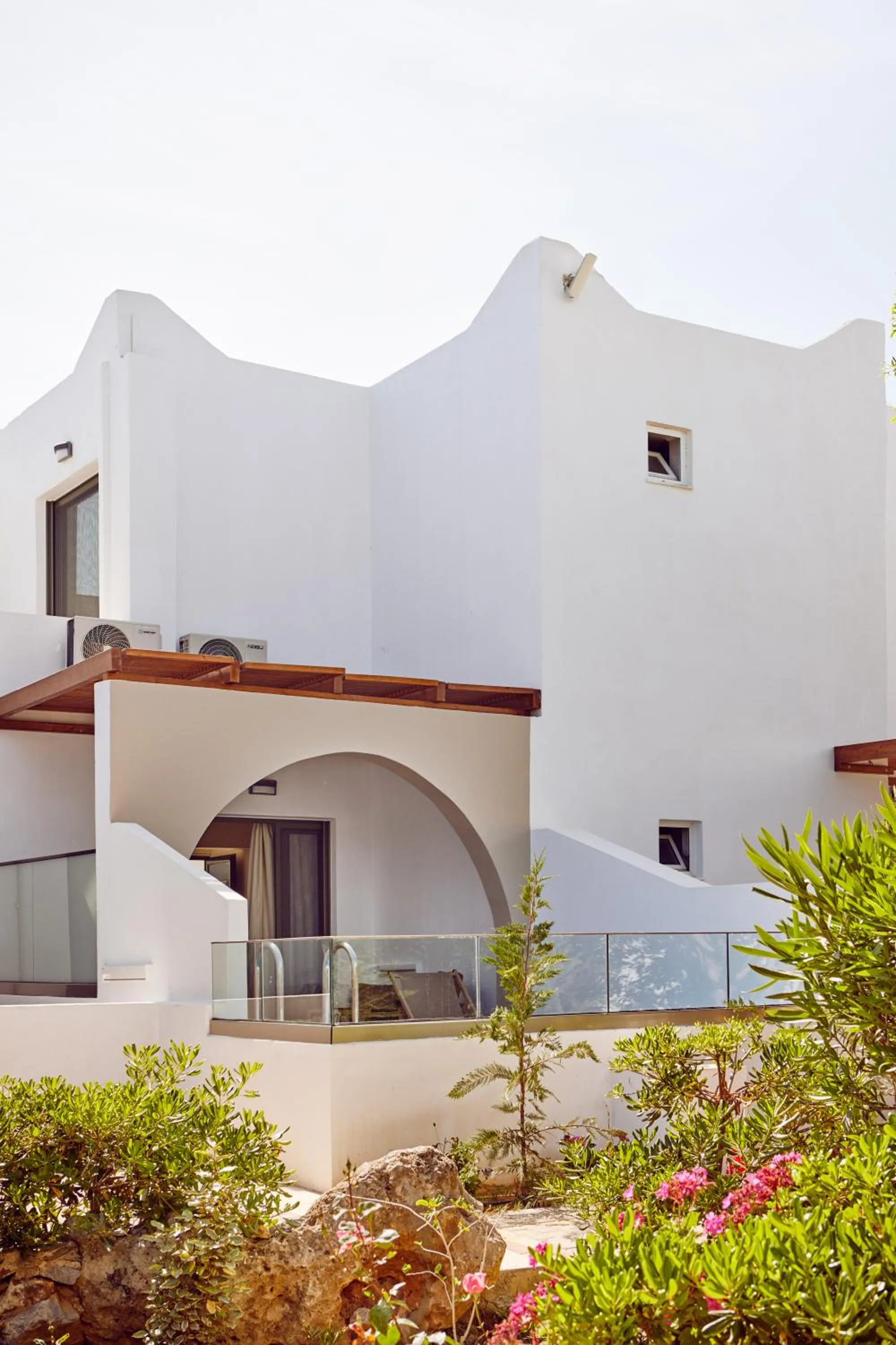Swimming pool in Amnissos Residence