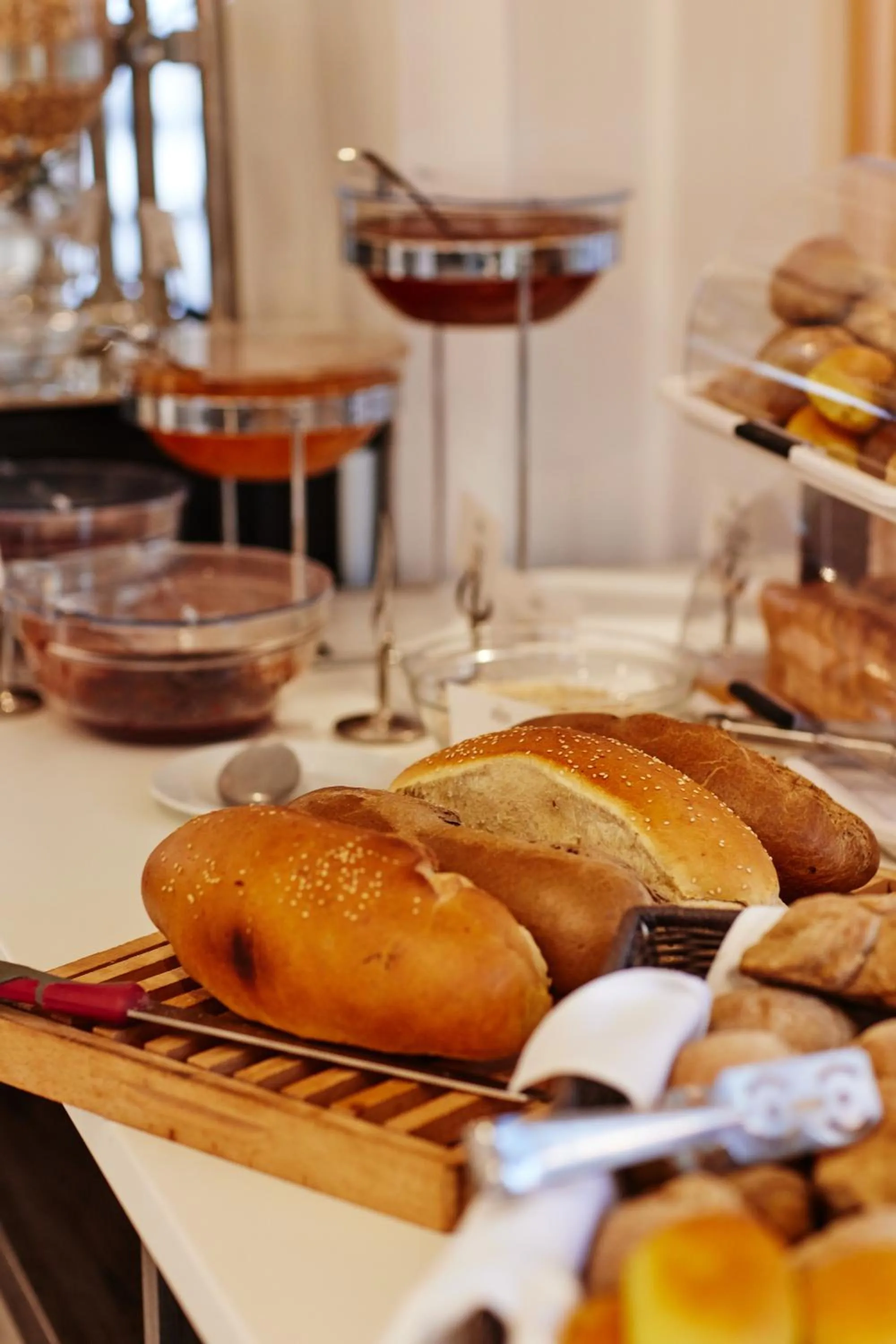 Buffet breakfast in Amnissos Residence