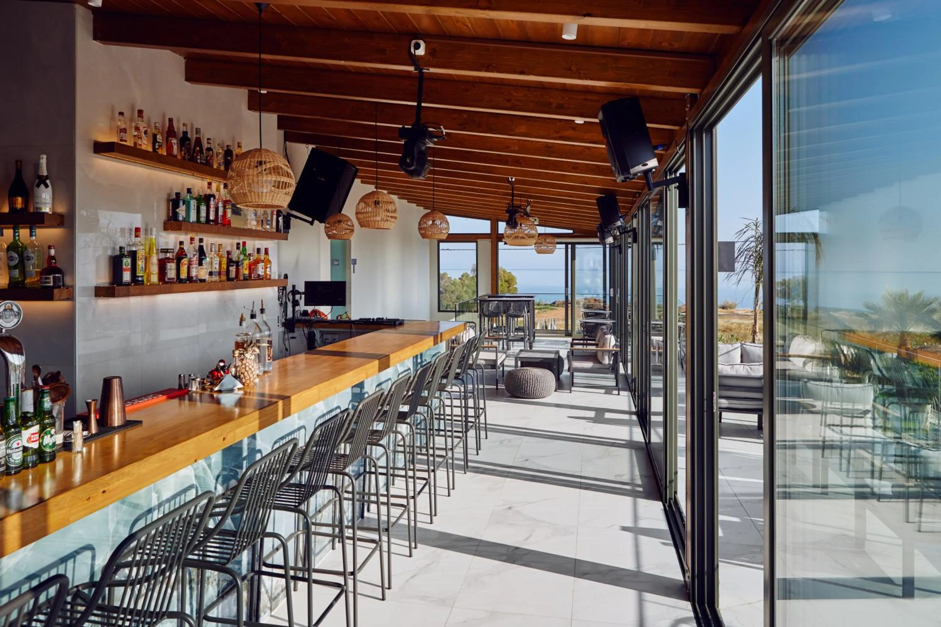 Lounge or bar in Amnissos Residence