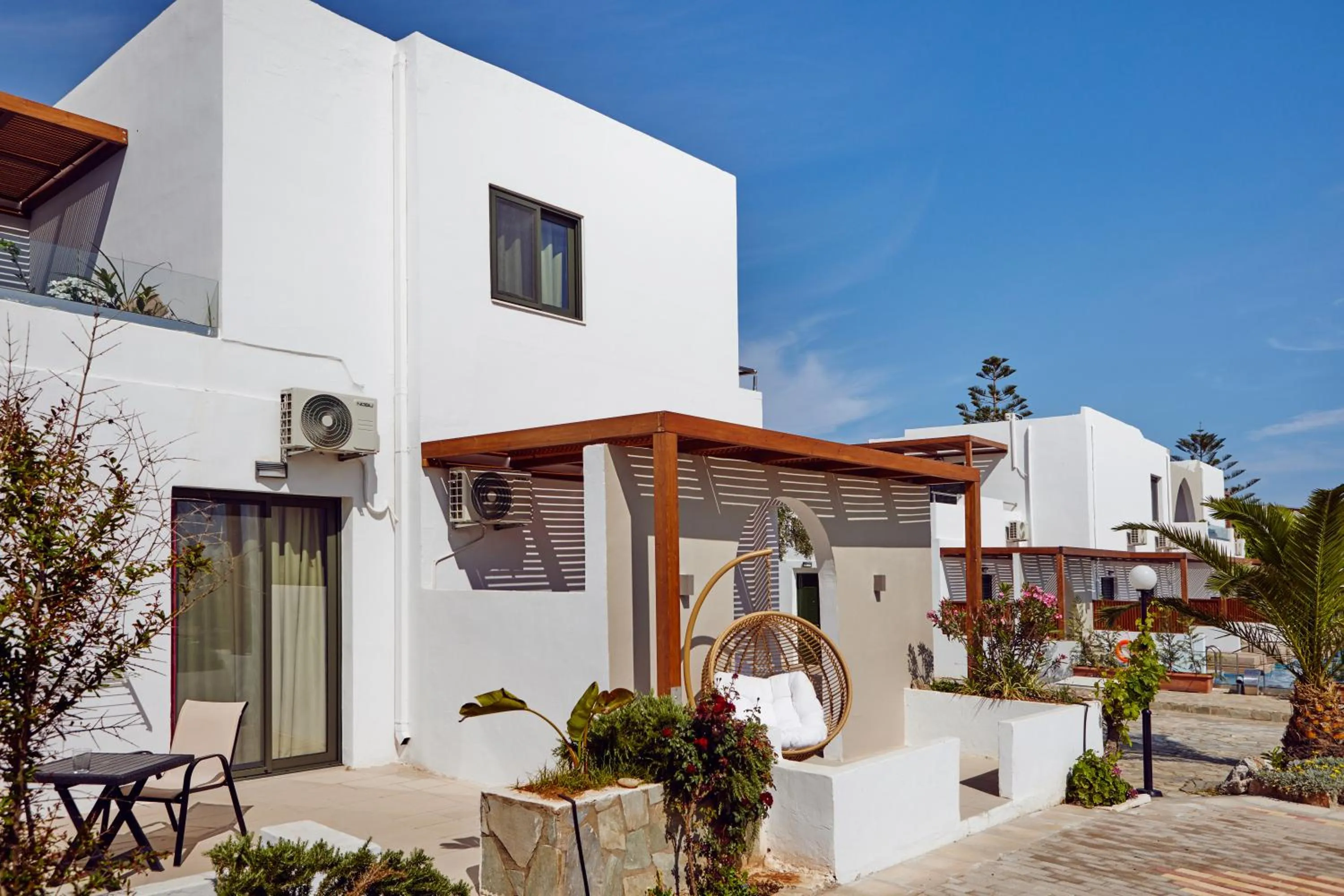 Property building in Amnissos Residence