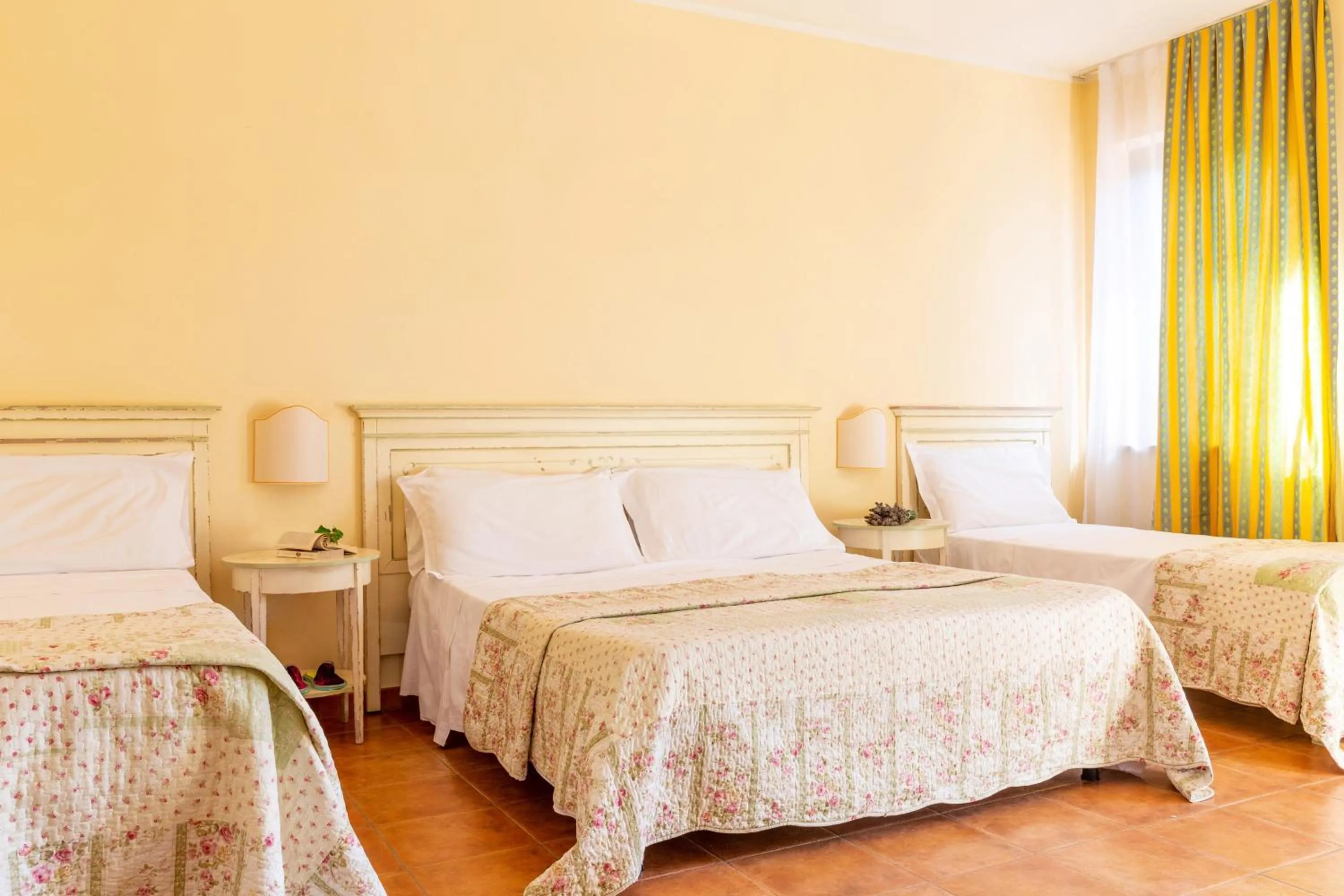 Photo of the whole room, Bed in Palazzo Vittoria