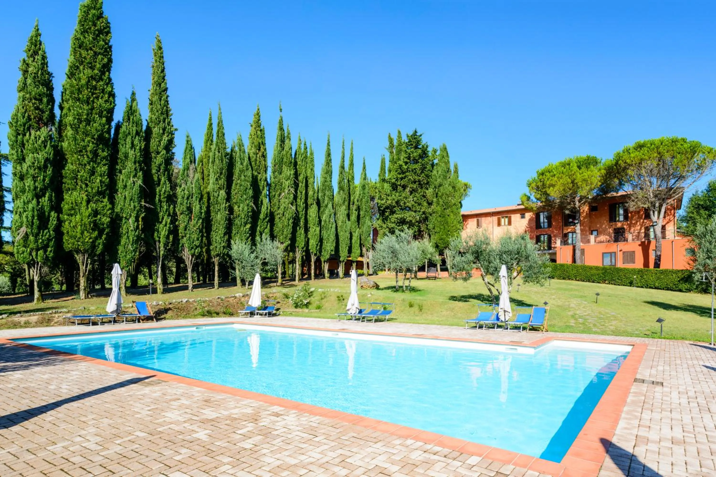 Swimming pool in Palazzo Vittoria