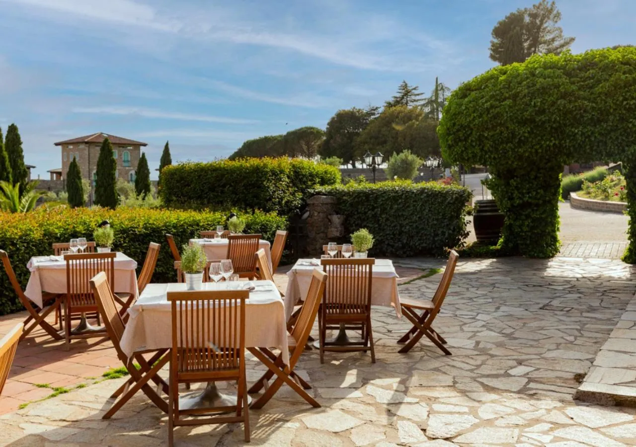 Restaurant/places to eat in Palazzo Vittoria