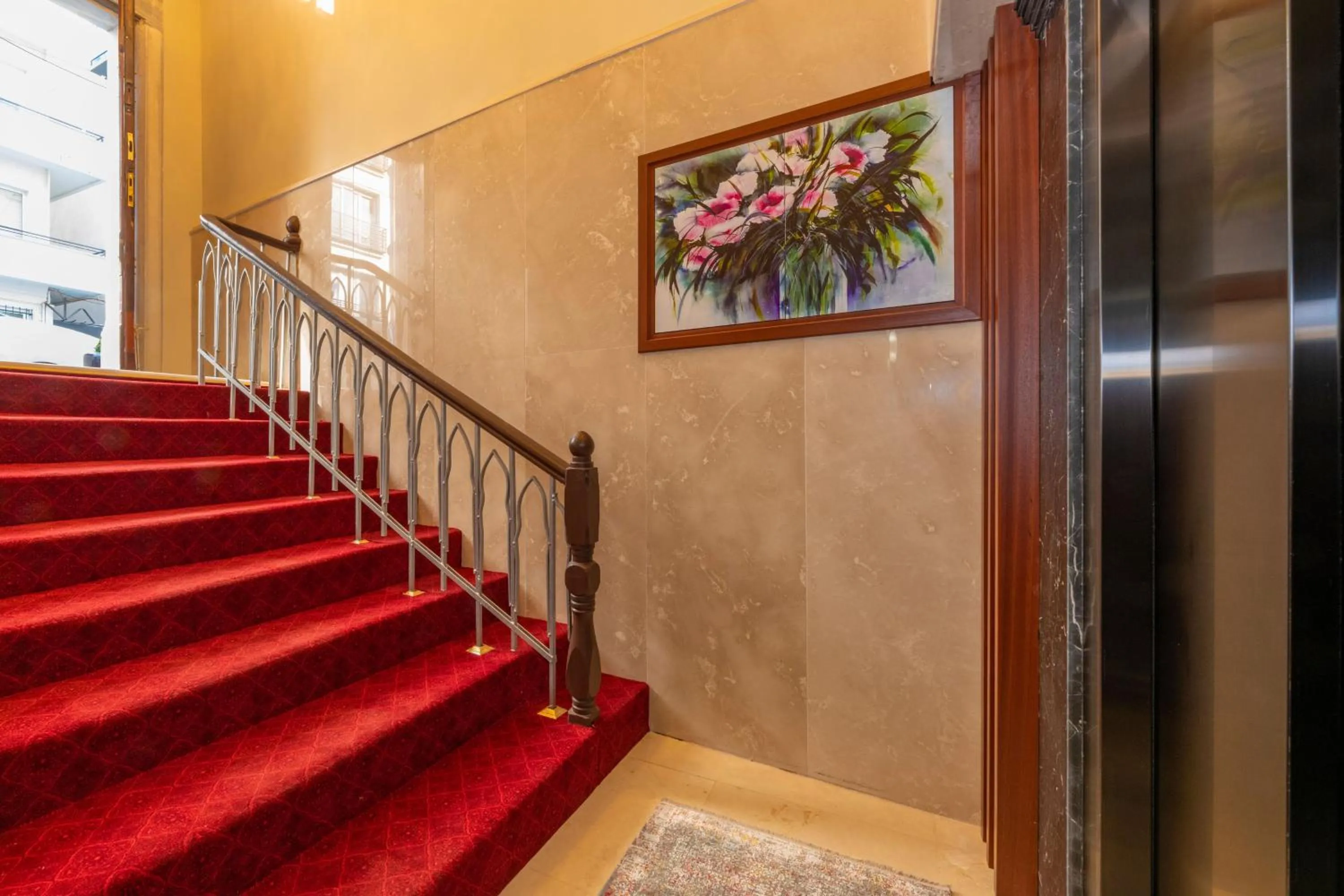 Property building in Blue Gilroy Hotel