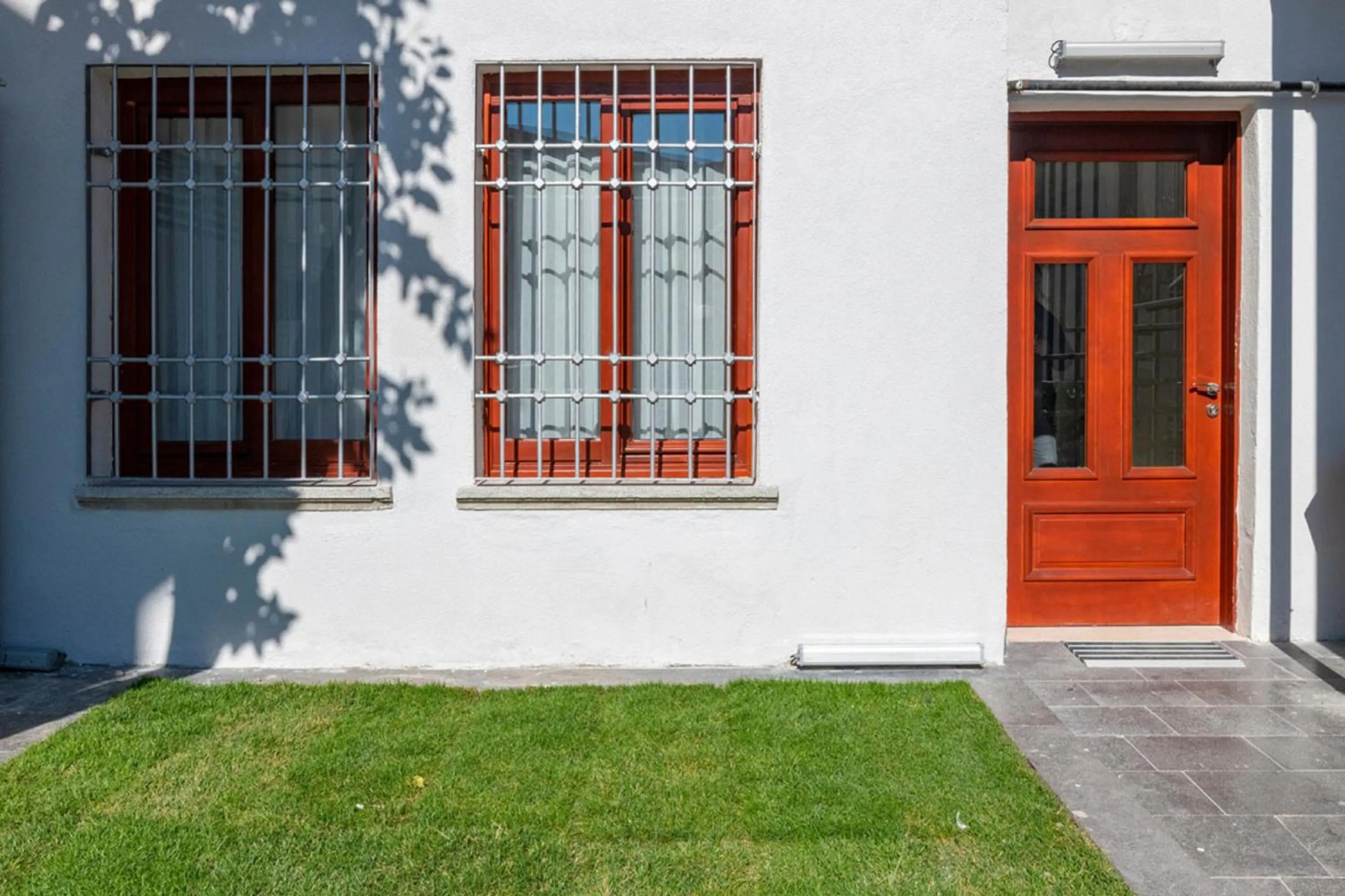 Property building in Blue Gilroy Hotel