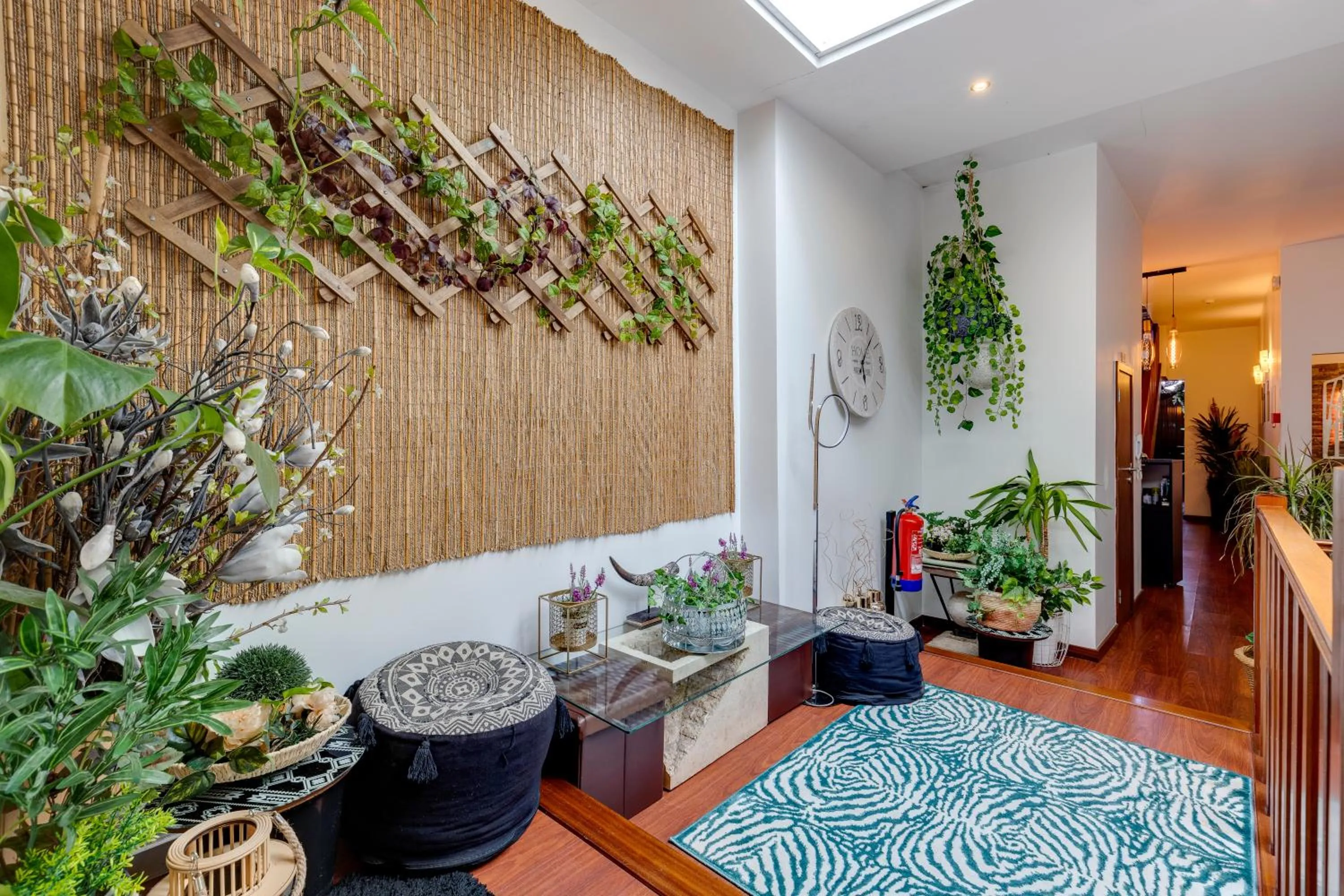 Seating area in Garden in Town Hostel
