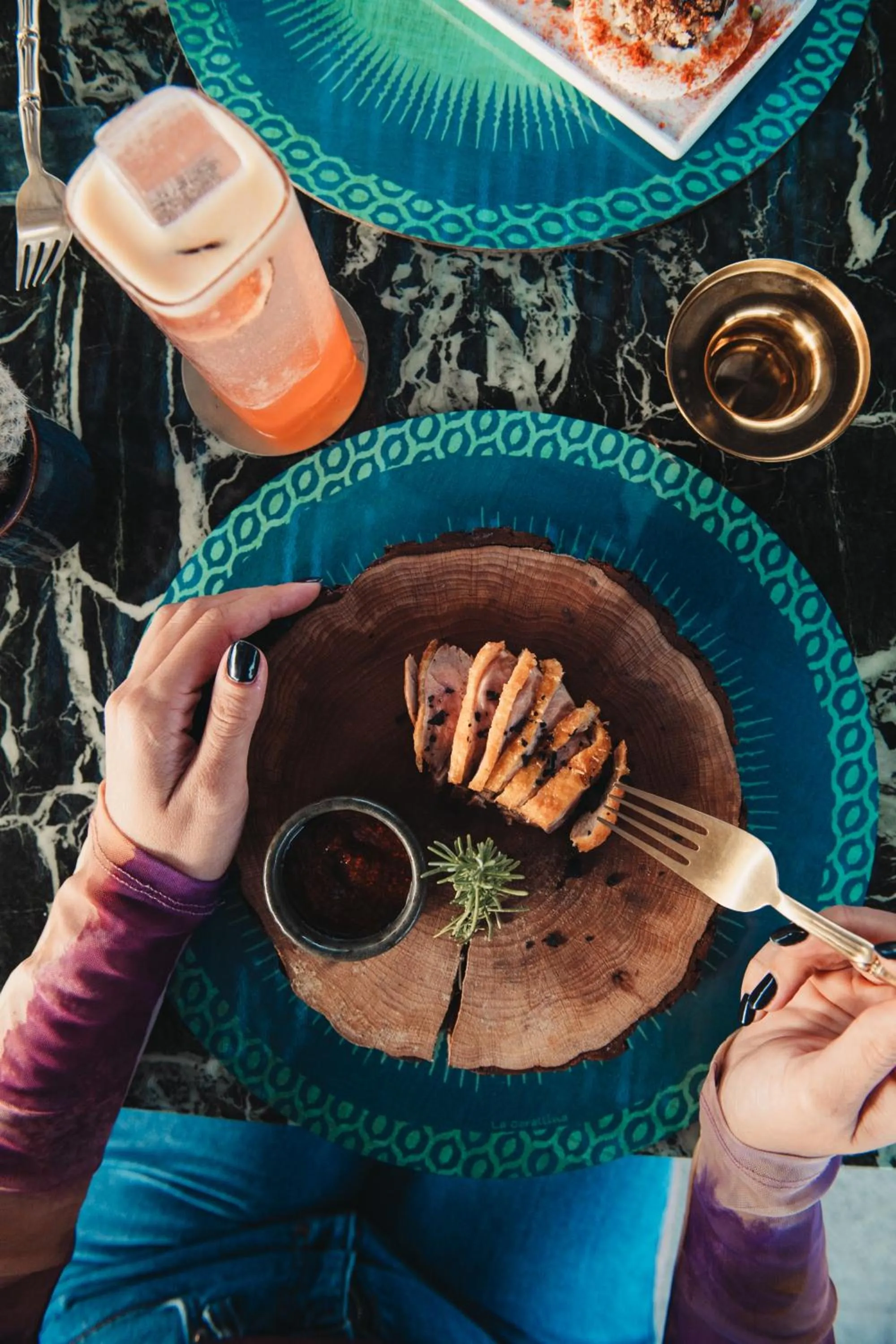 Restaurant/places to eat in The Vista Rooms & Terrace