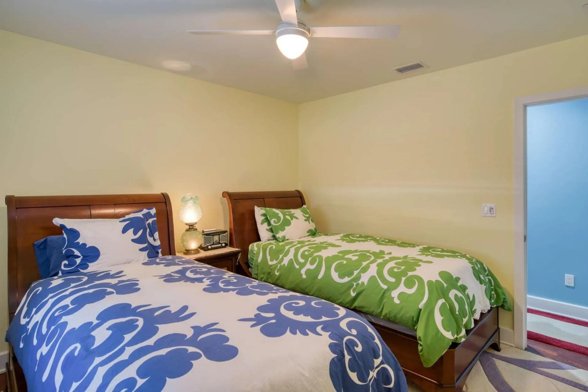 Bed in 110 St. George Street