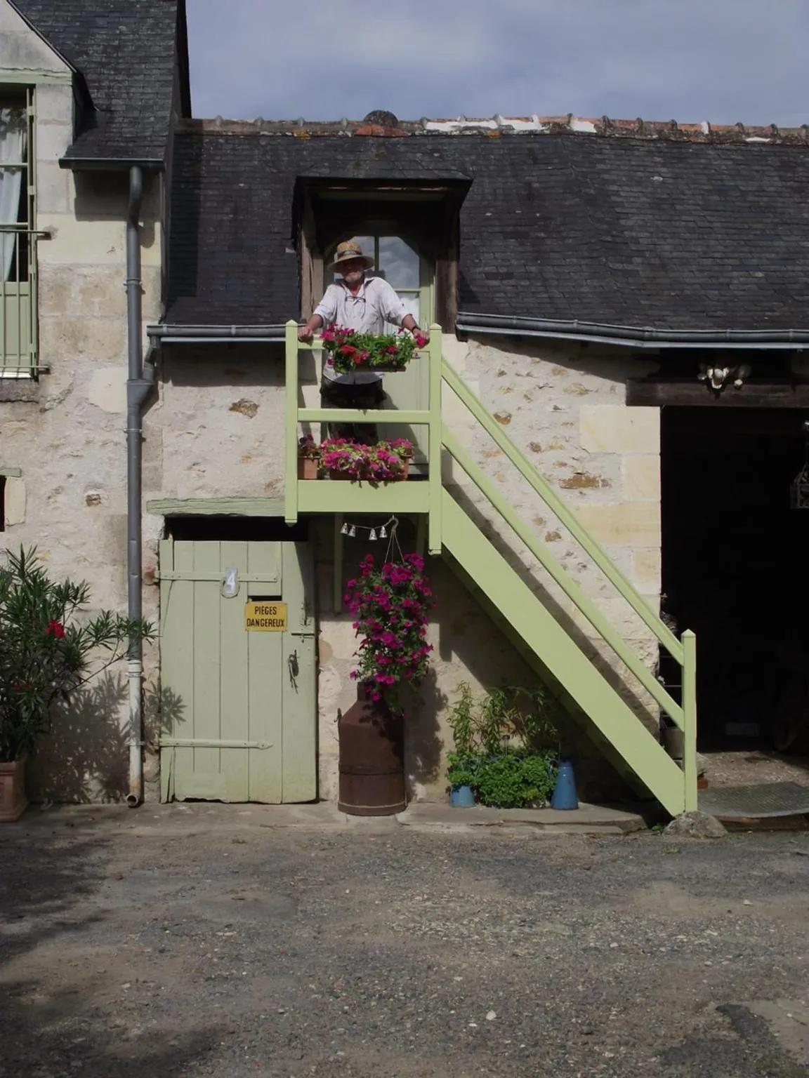 Facade/entrance in Chambre d'hôtes Le Vaujoint