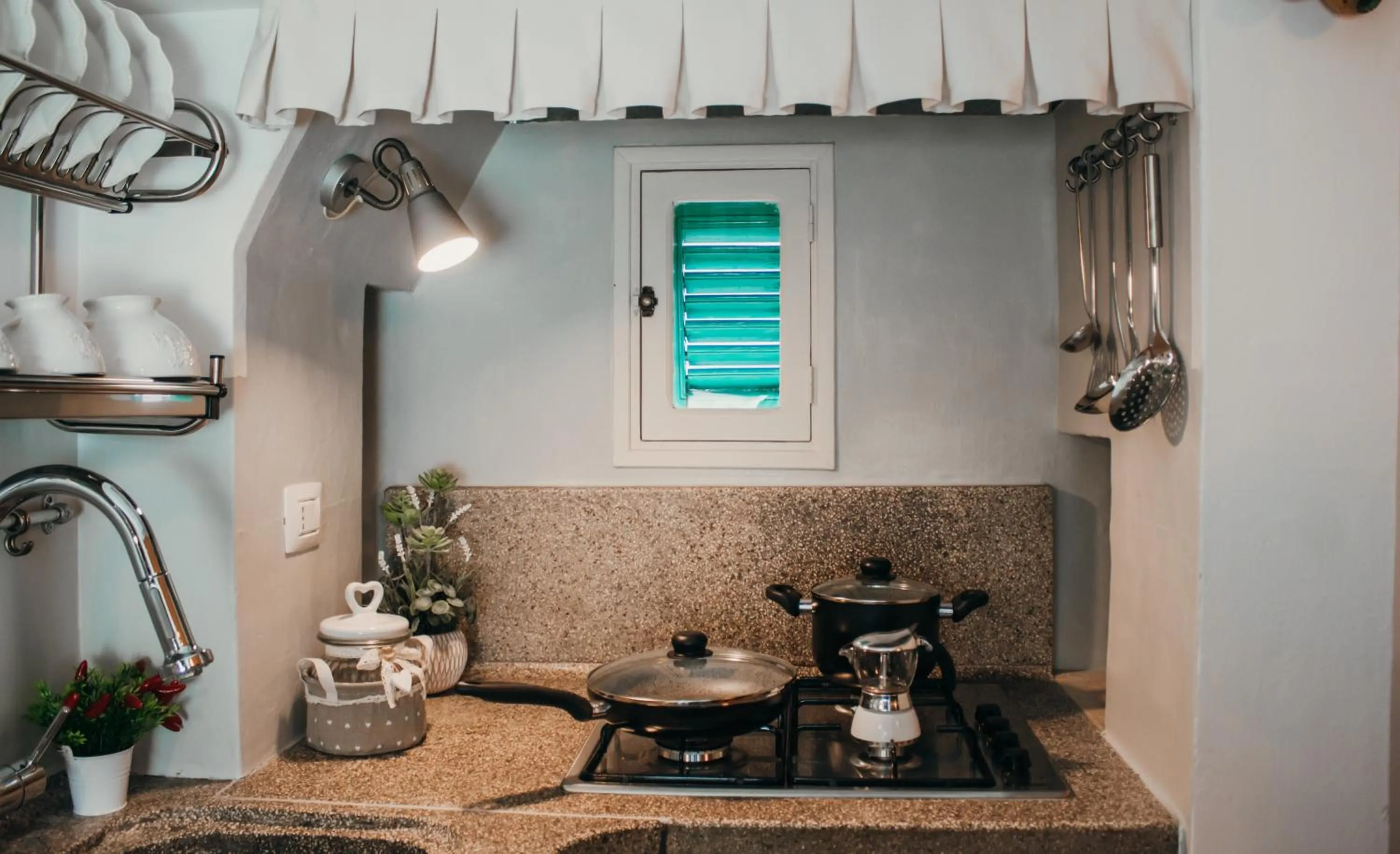 Coffee/tea facilities in Dimora Antica Perla